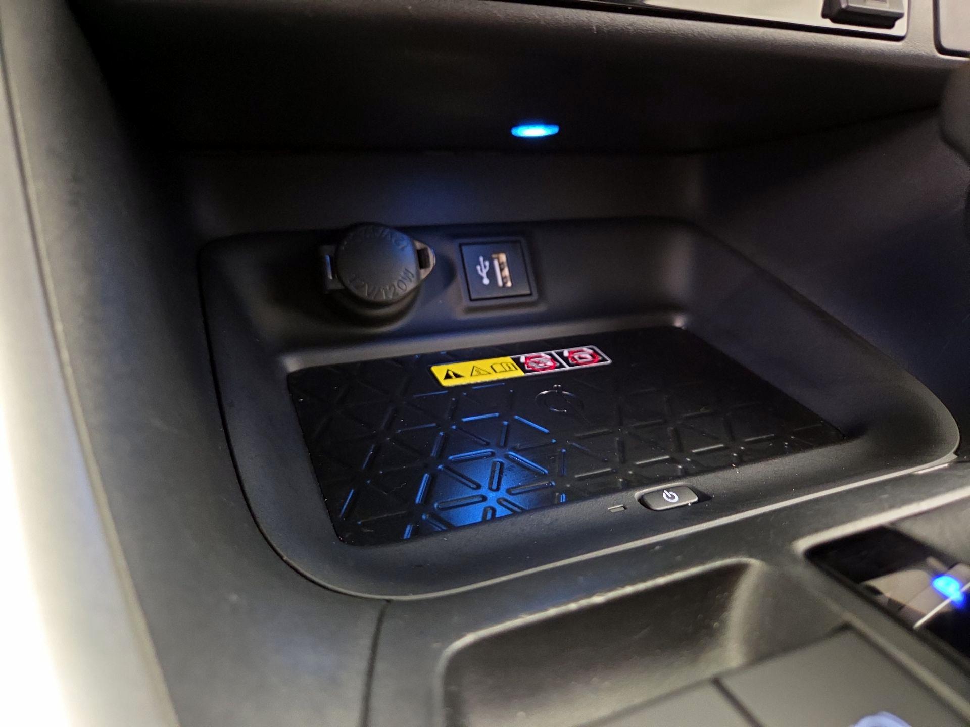 Thumbnail: 2023 Toyota RAV4 - 18