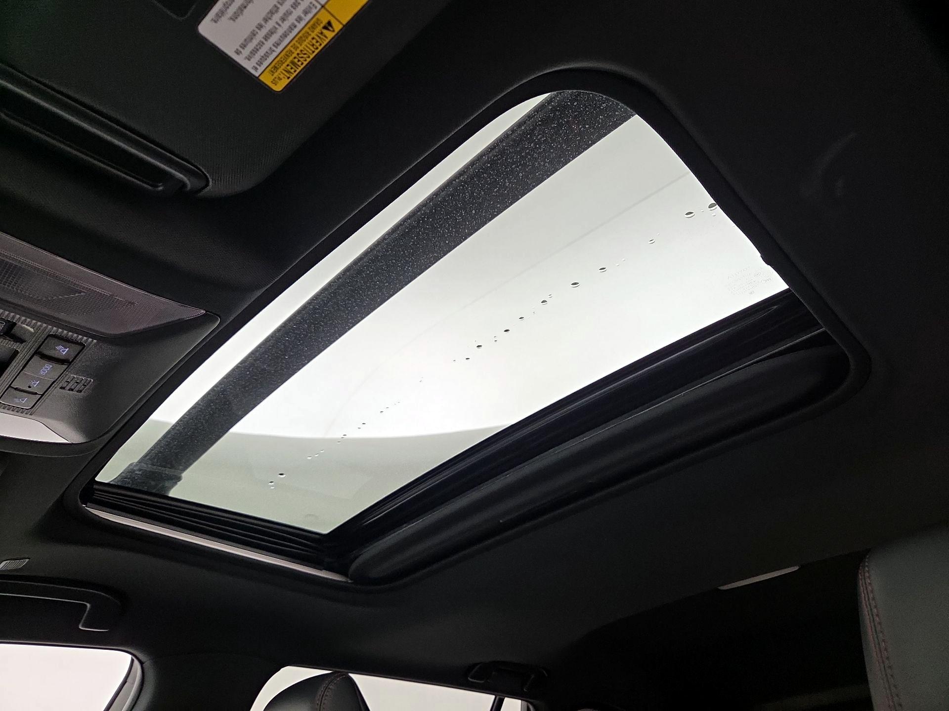 Thumbnail: 2023 Toyota RAV4 - 19