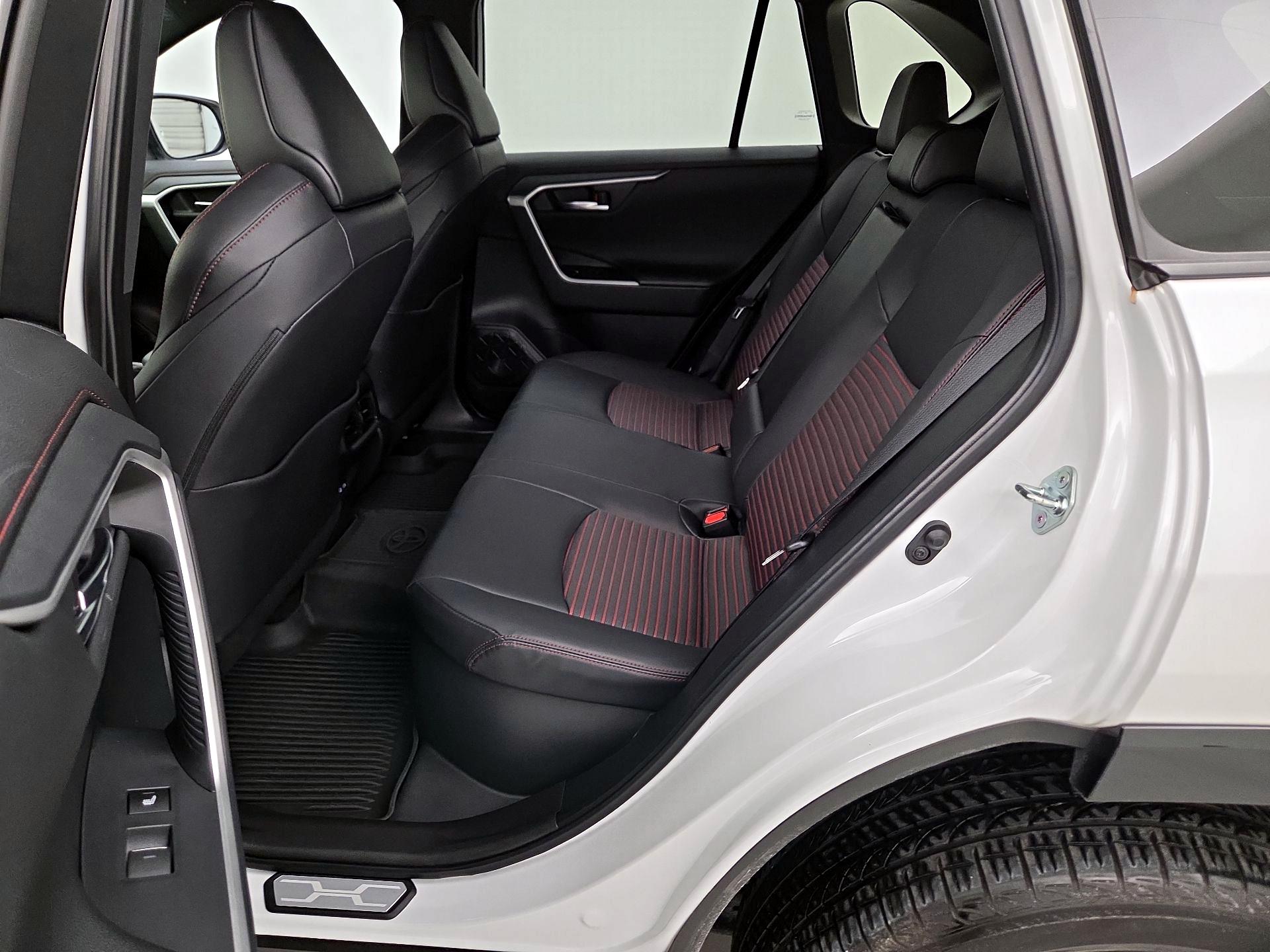 Thumbnail: 2023 Toyota RAV4 - 20