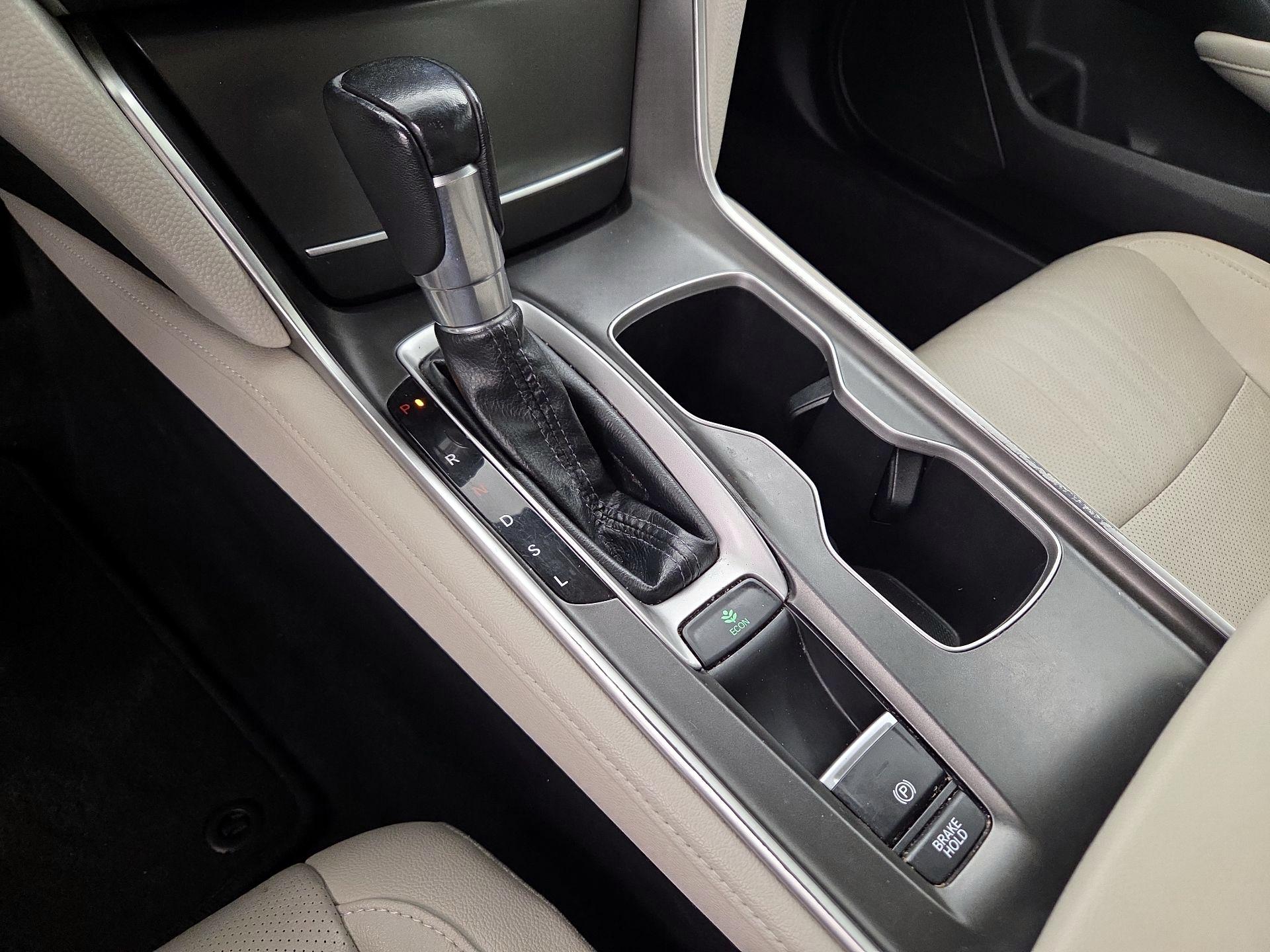 Thumbnail: 2020 Honda Accord - 17