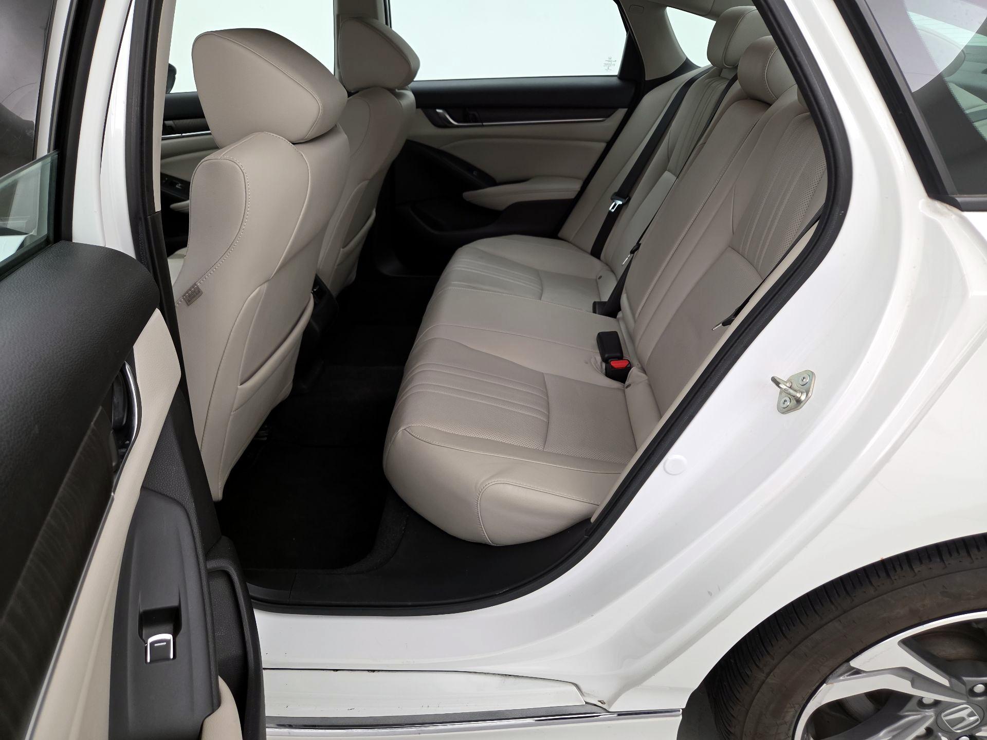 Thumbnail: 2020 Honda Accord - 20