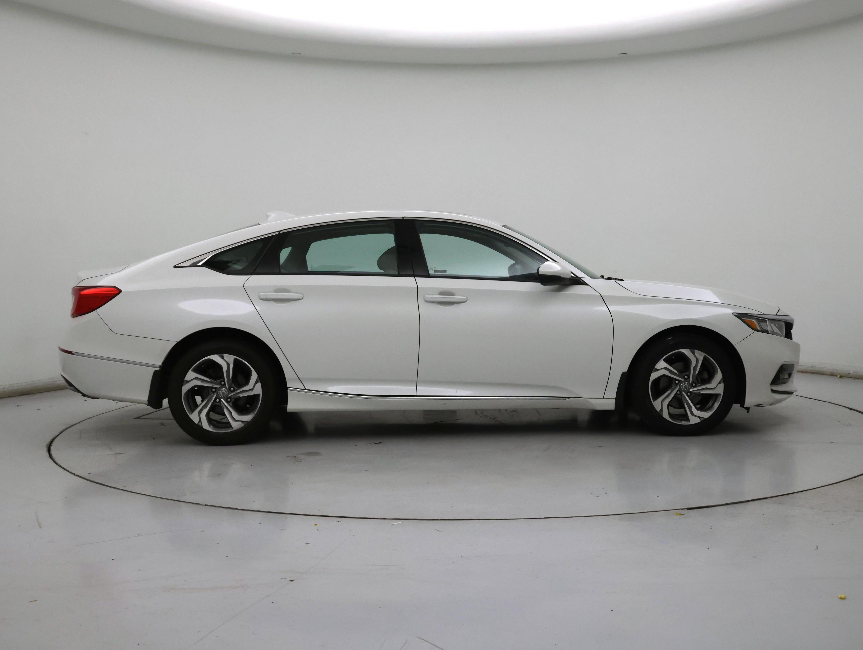 Thumbnail: 2020 Honda Accord - 7