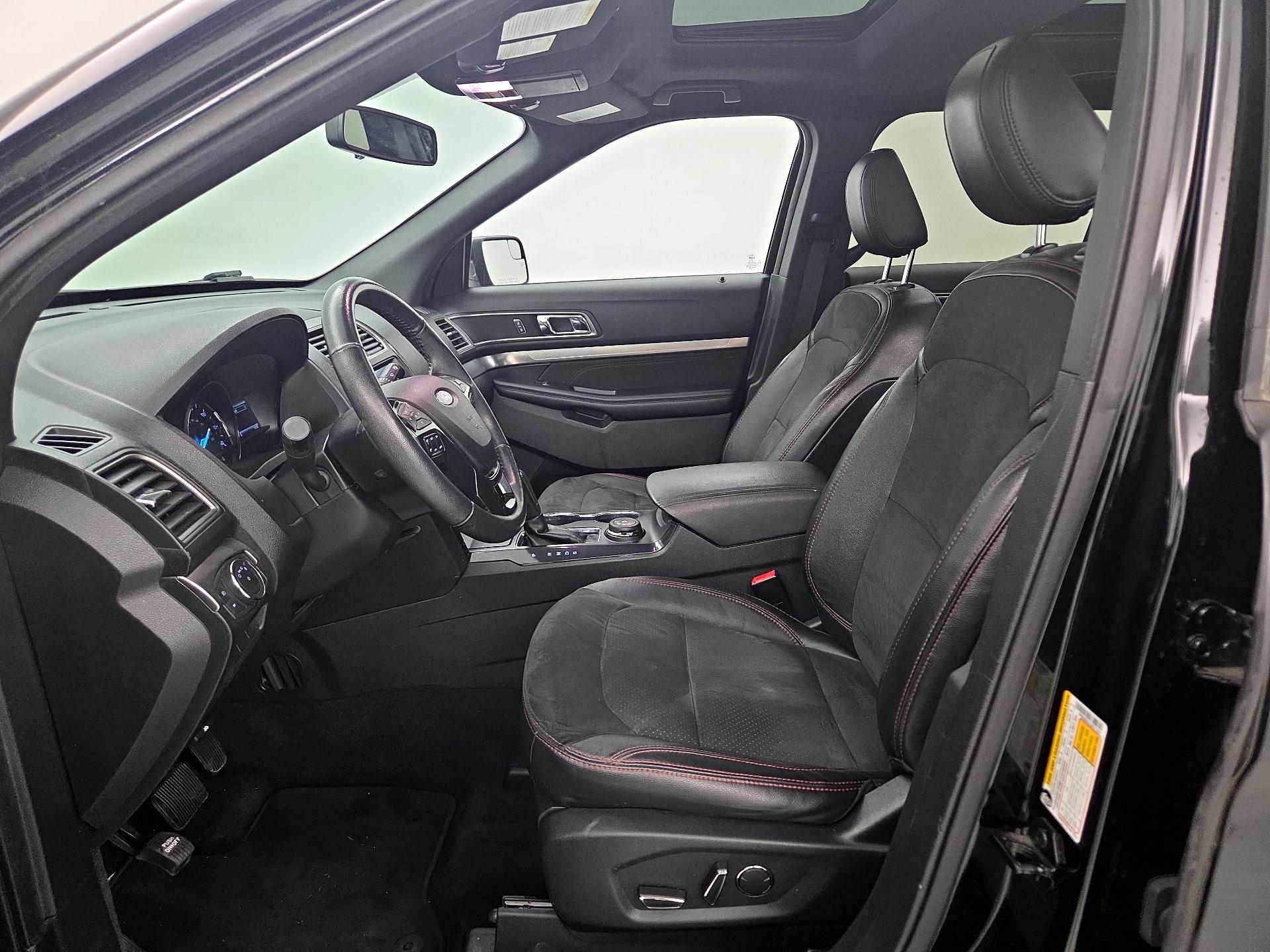 Thumbnail: 2018 Ford Explorer - 11