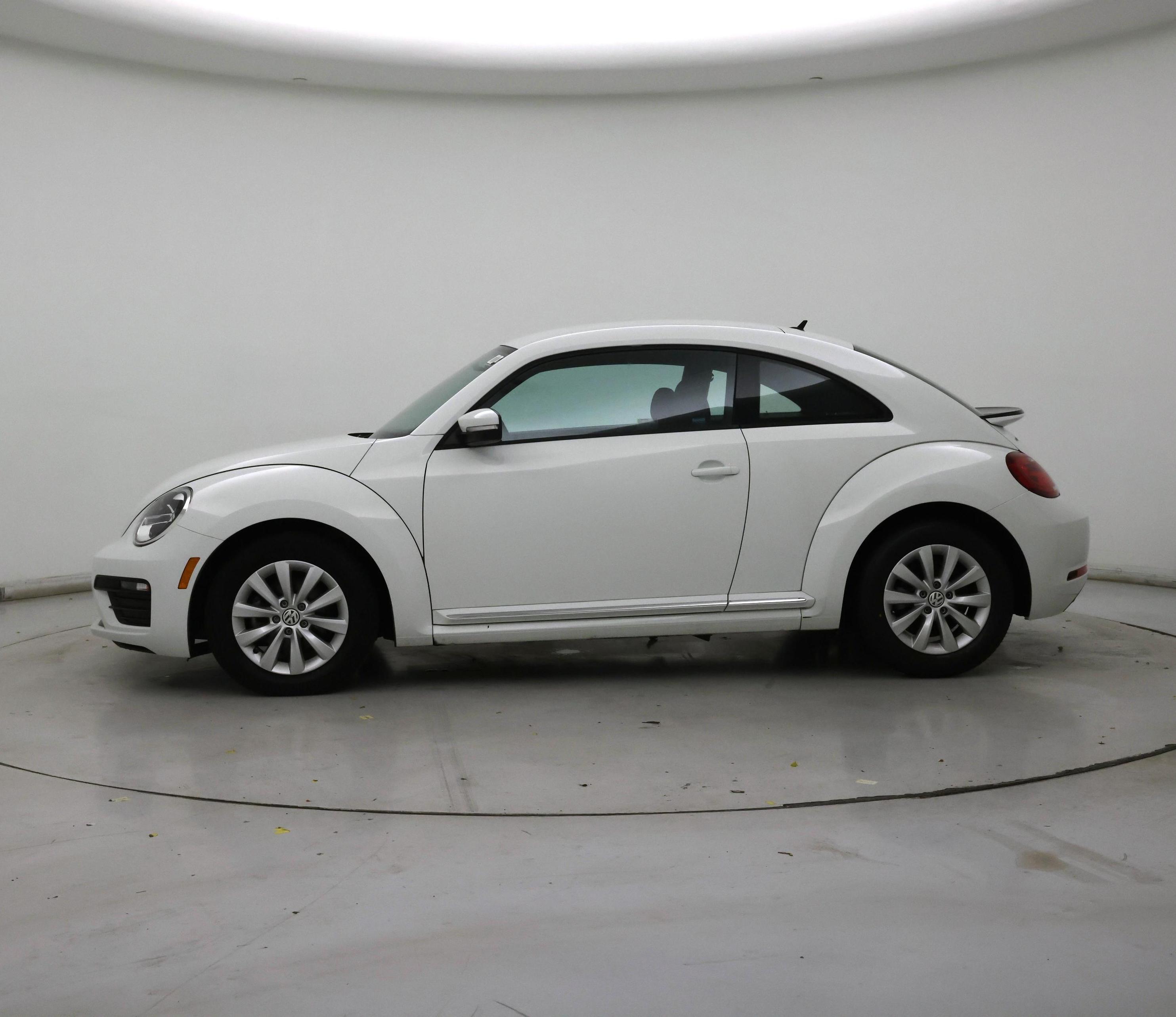 Thumbnail: 2019 Volkswagen Beetle - 3