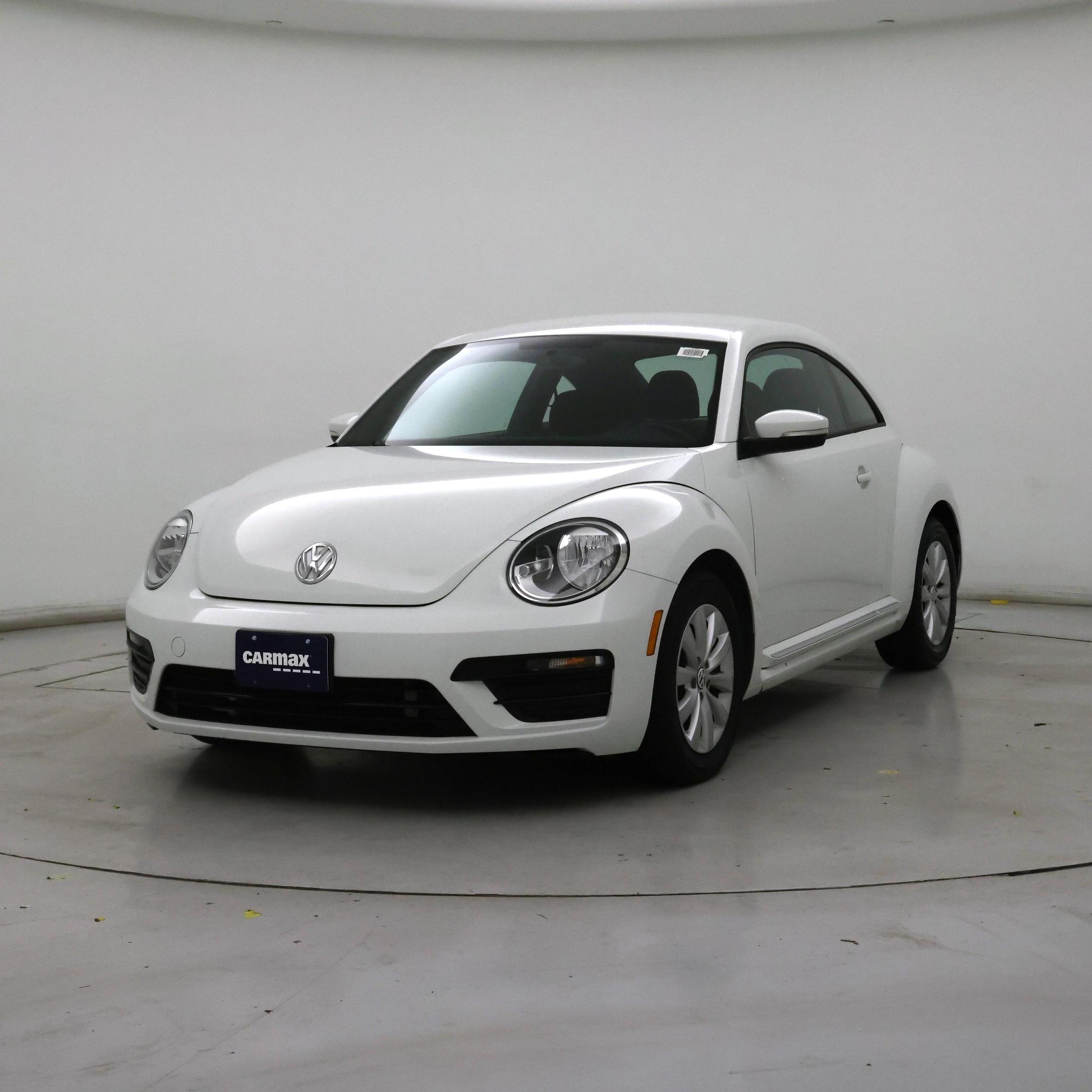 Thumbnail: 2019 Volkswagen Beetle - 4