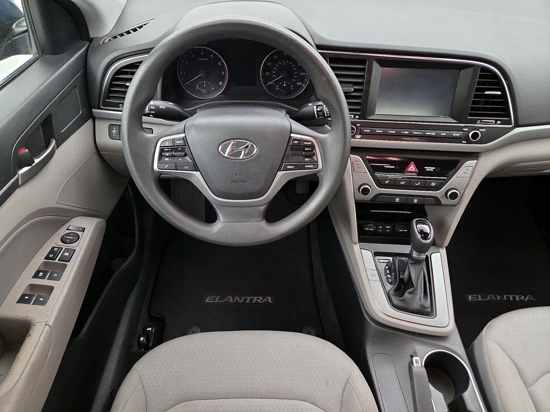 Thumbnail: 2017 Hyundai Elantra - 10