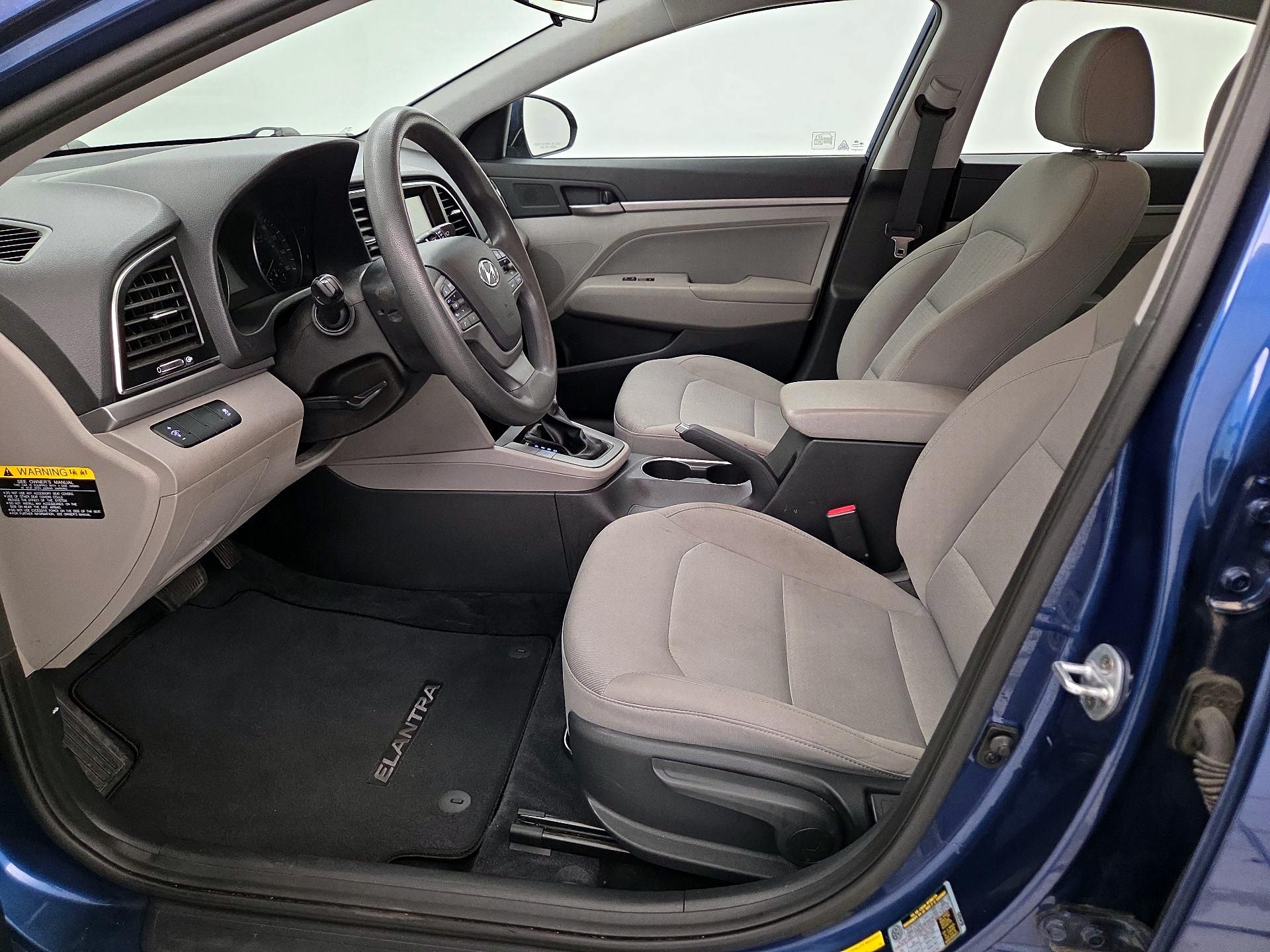 Thumbnail: 2017 Hyundai Elantra - 12