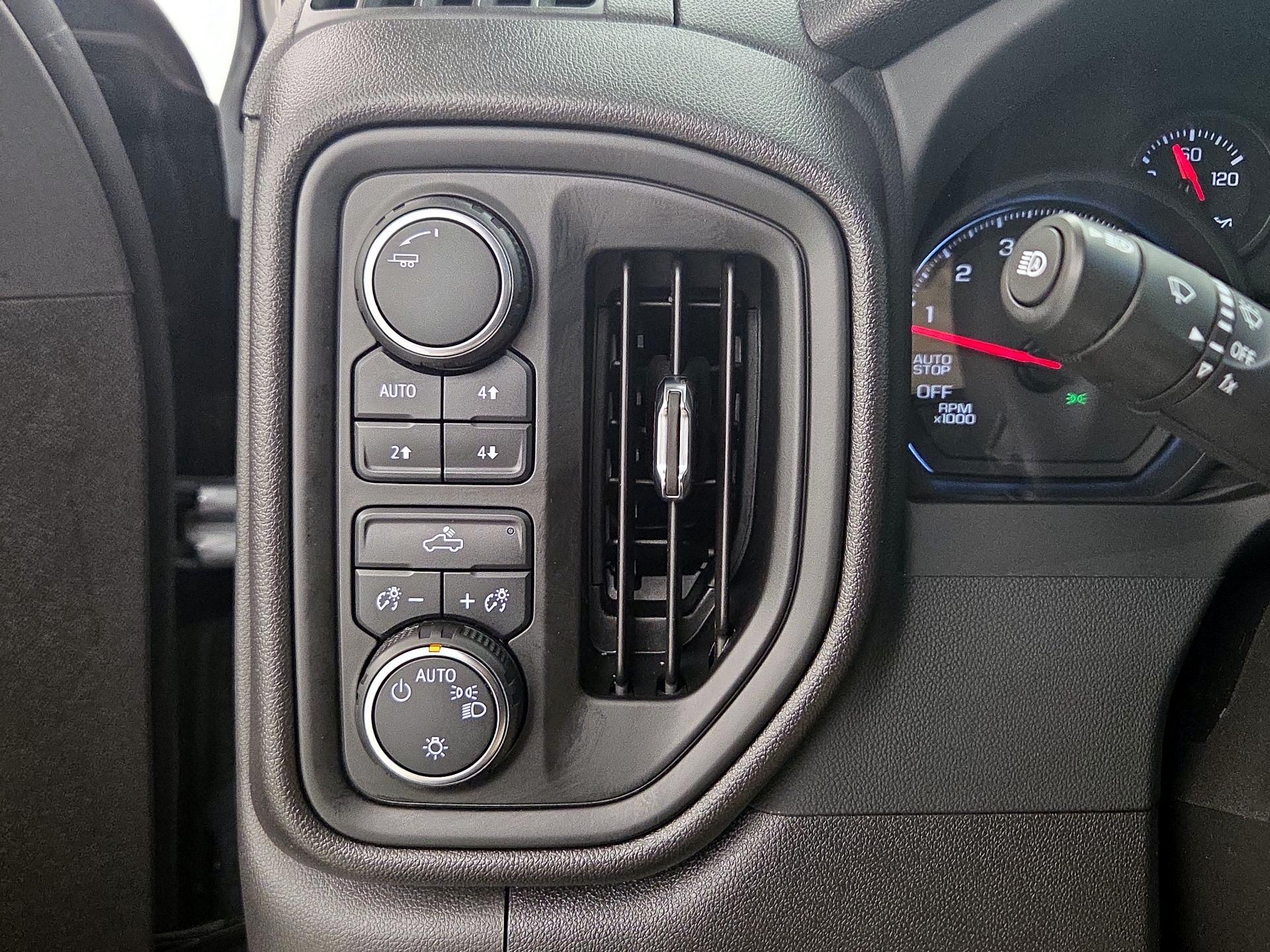 Thumbnail: 2023 Chevrolet Silverado 1500 - 13