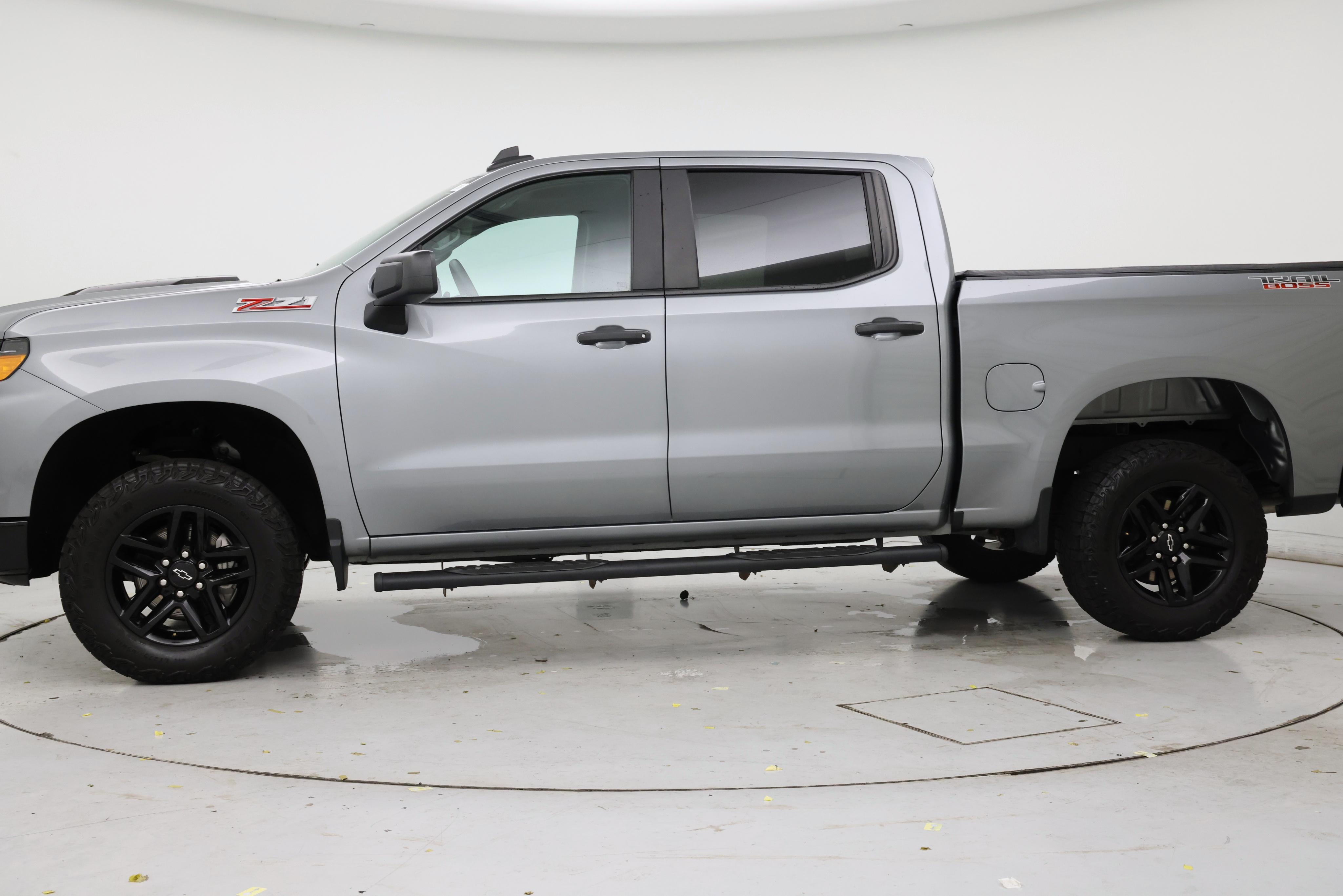 Thumbnail: 2023 Chevrolet Silverado 1500 - 3