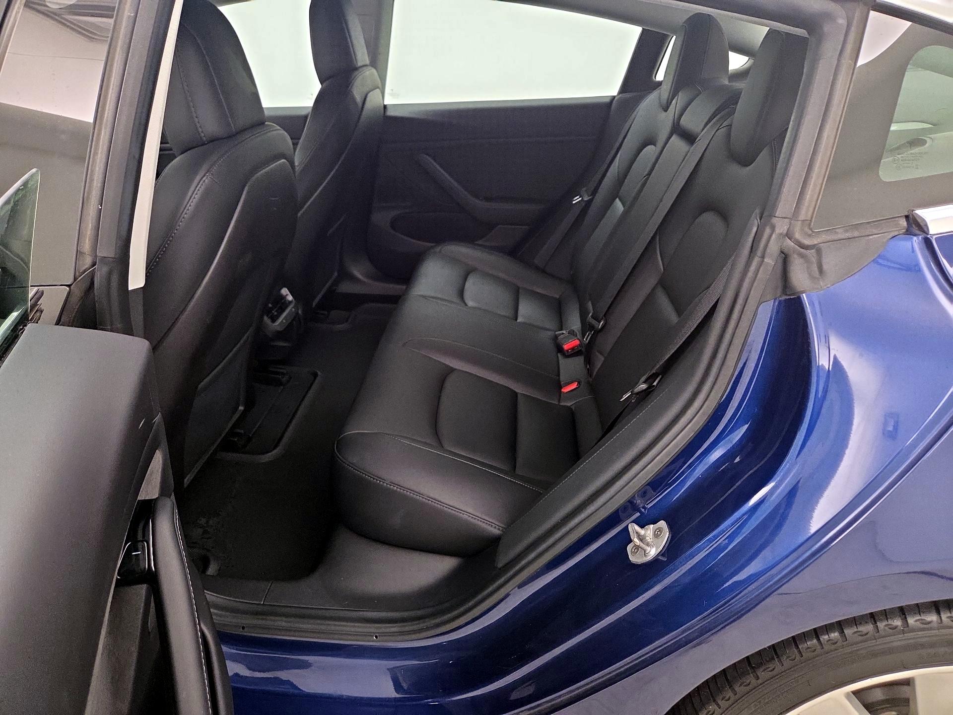 Thumbnail: 2019 Tesla Model 3 - 19