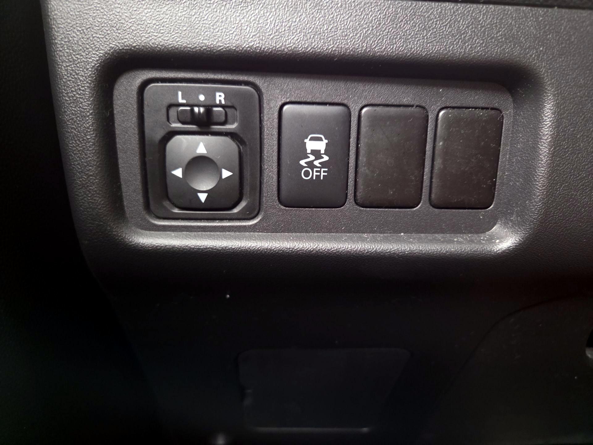 Thumbnail: 2017 Mitsubishi Mirage G4 - 11