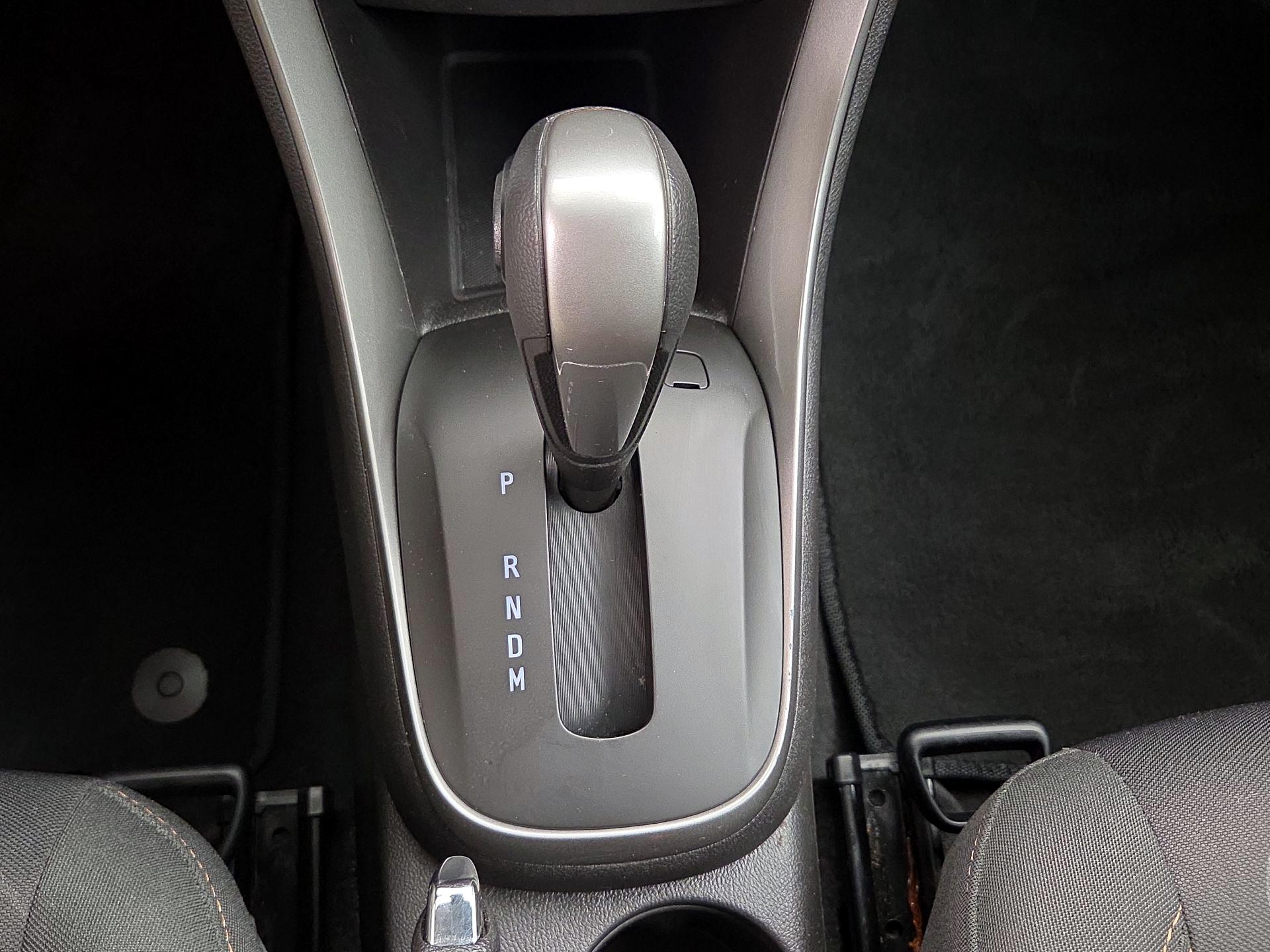 Thumbnail: 2018 Chevrolet Trax - 17