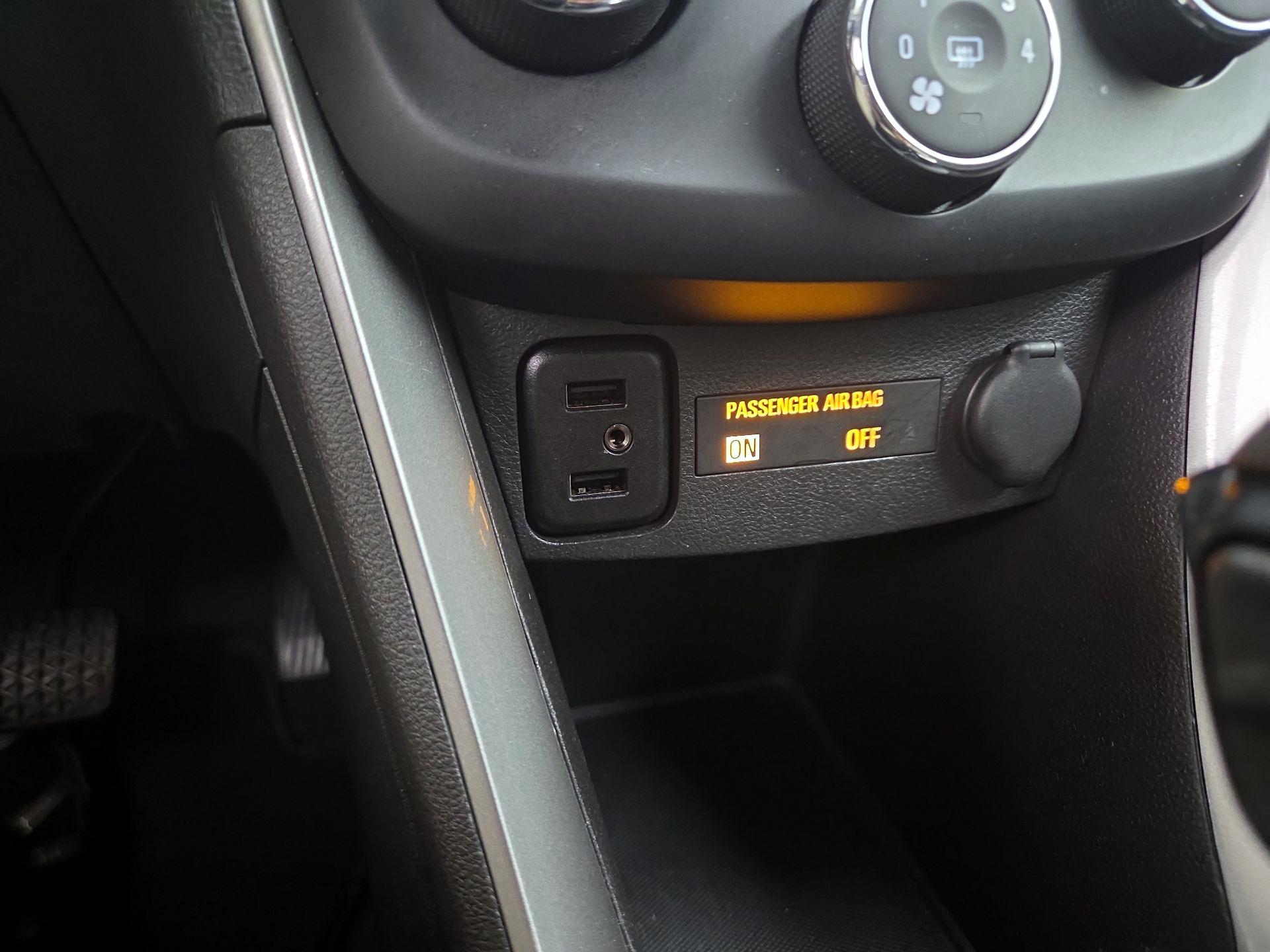 Thumbnail: 2018 Chevrolet Trax - 18