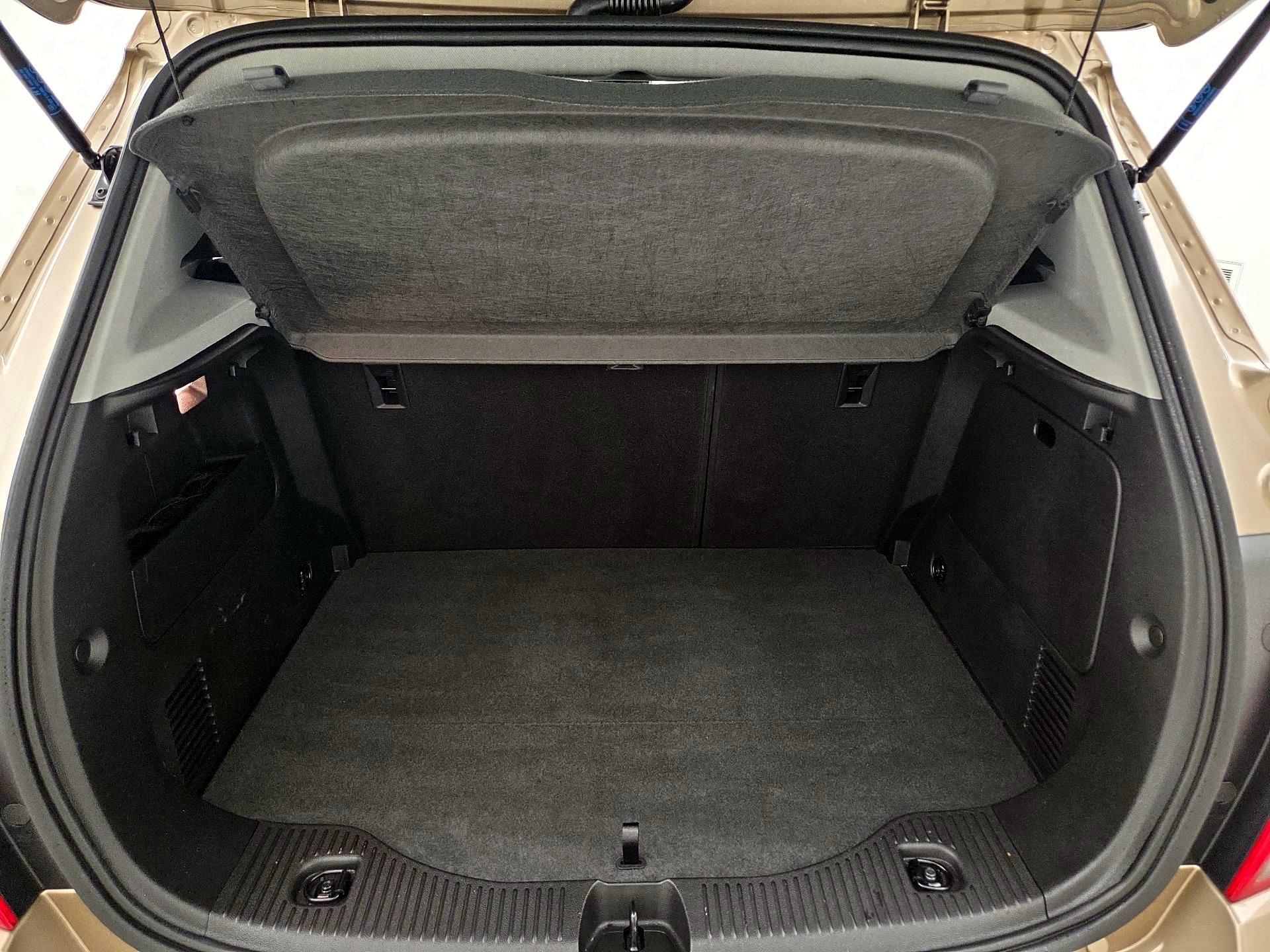 Thumbnail: 2018 Chevrolet Trax - 20