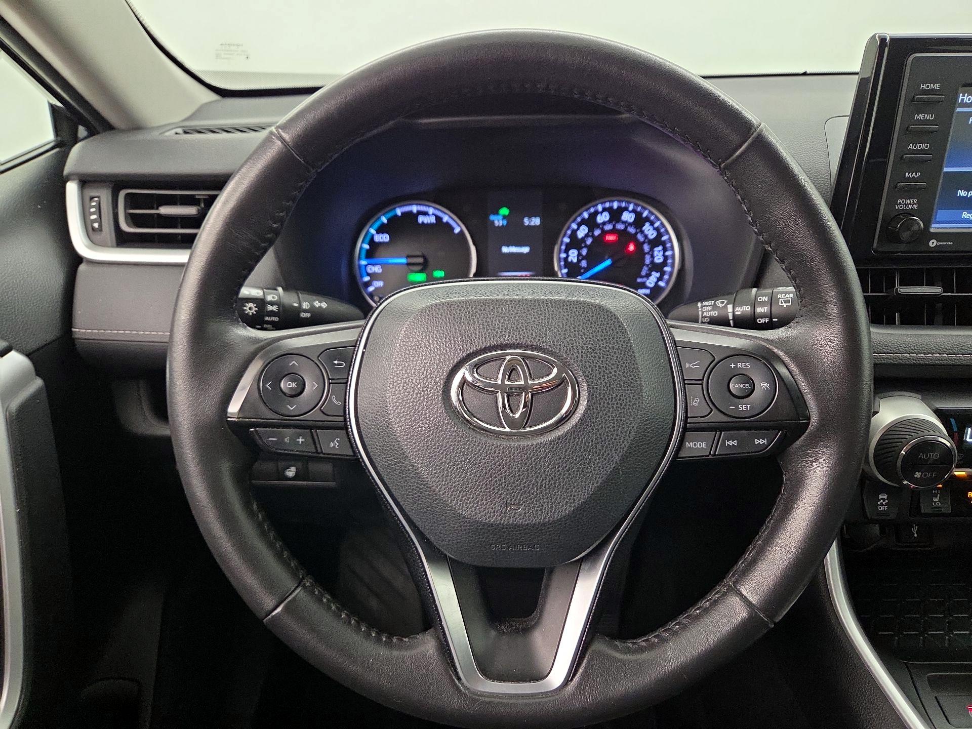 Thumbnail: 2020 Toyota RAV4 - 10