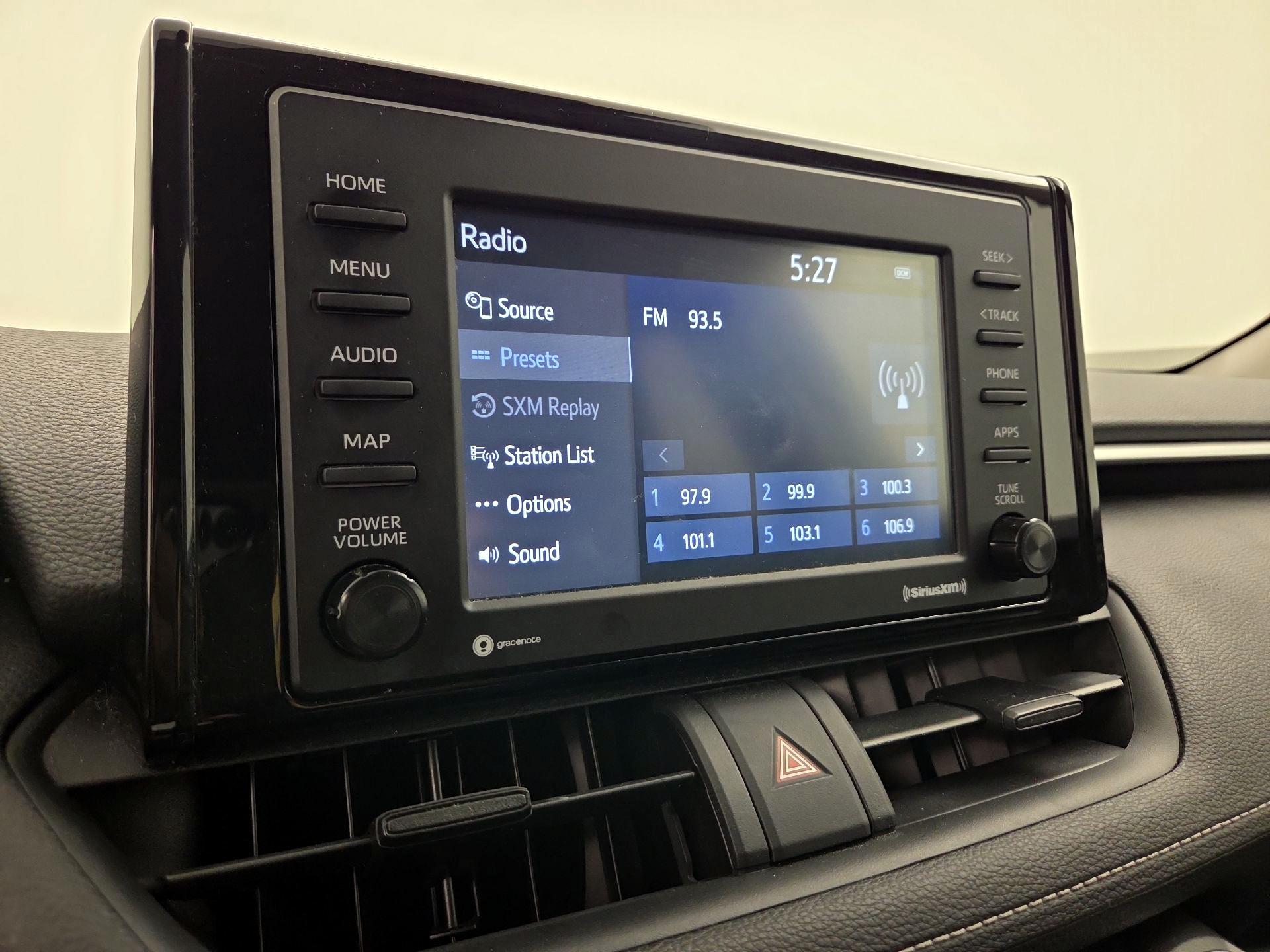 Thumbnail: 2020 Toyota RAV4 - 15