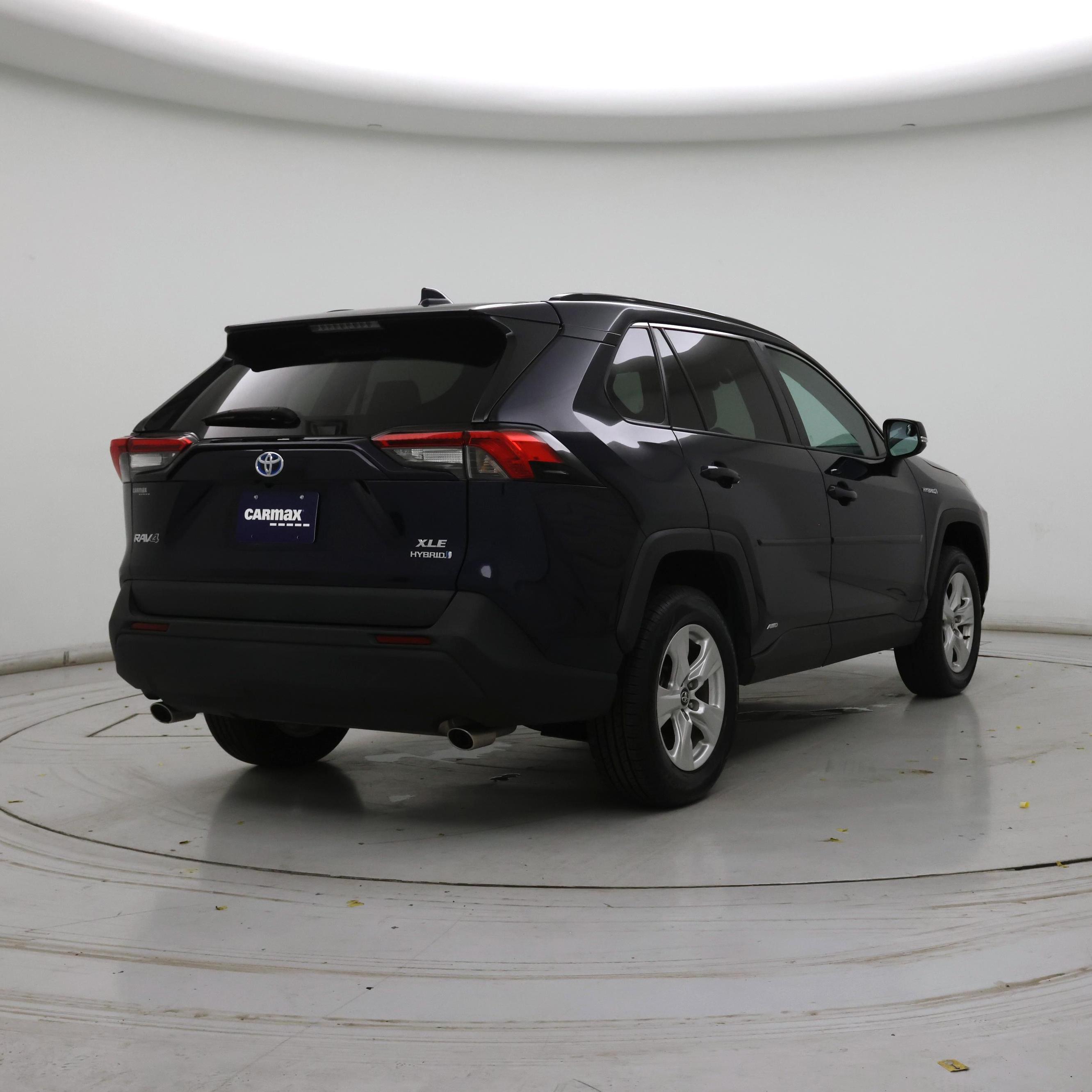 Thumbnail: 2020 Toyota RAV4 - 8