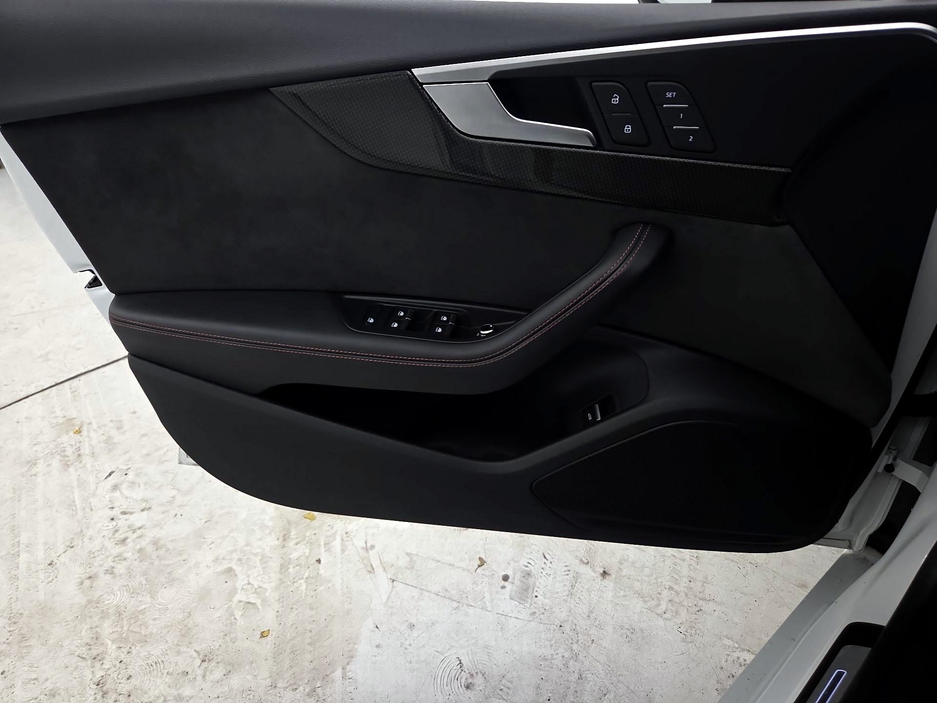 Thumbnail: 2019 Audi S5 - 12