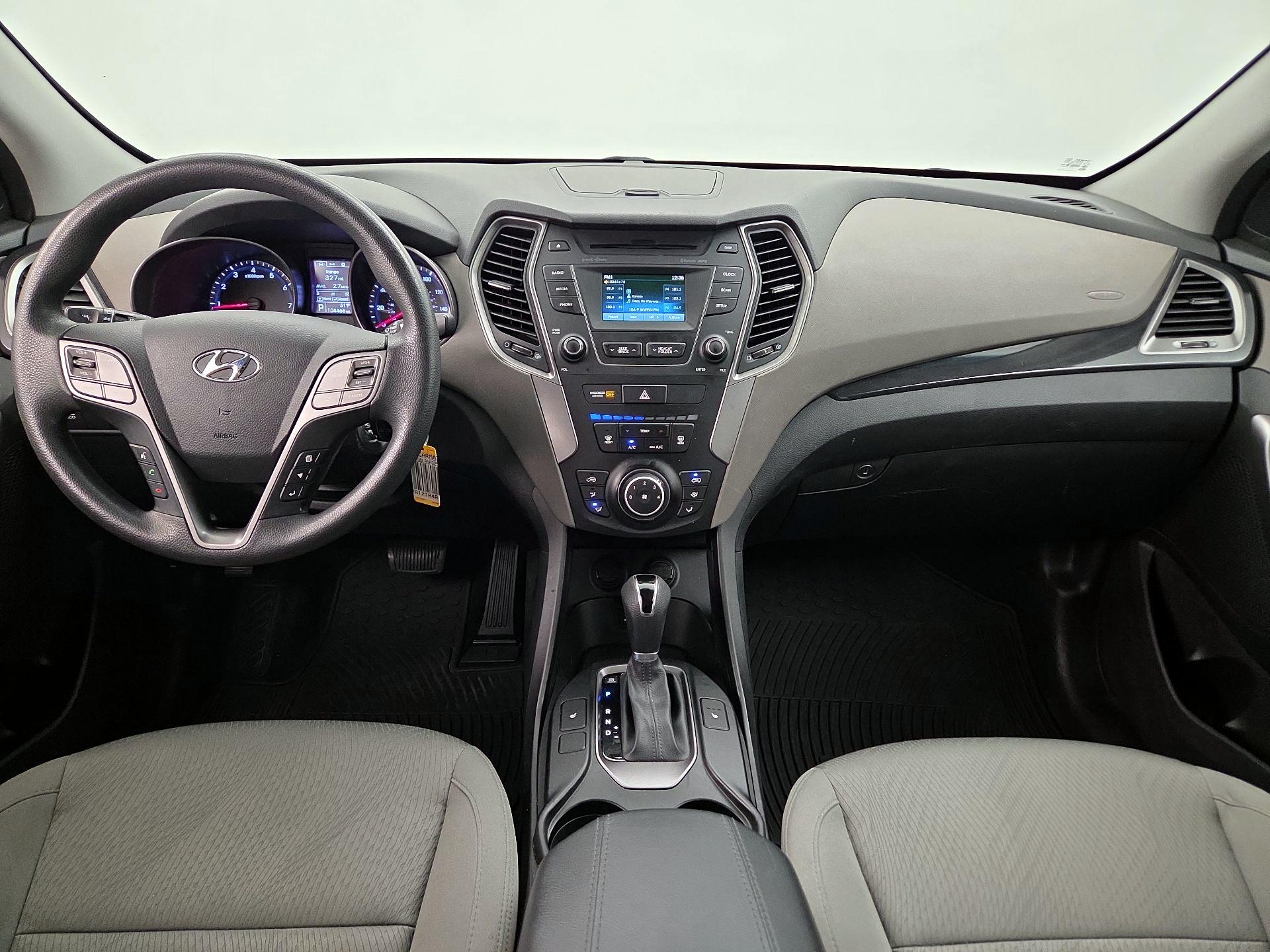 Thumbnail: 2015 Hyundai Santa Fe - 9
