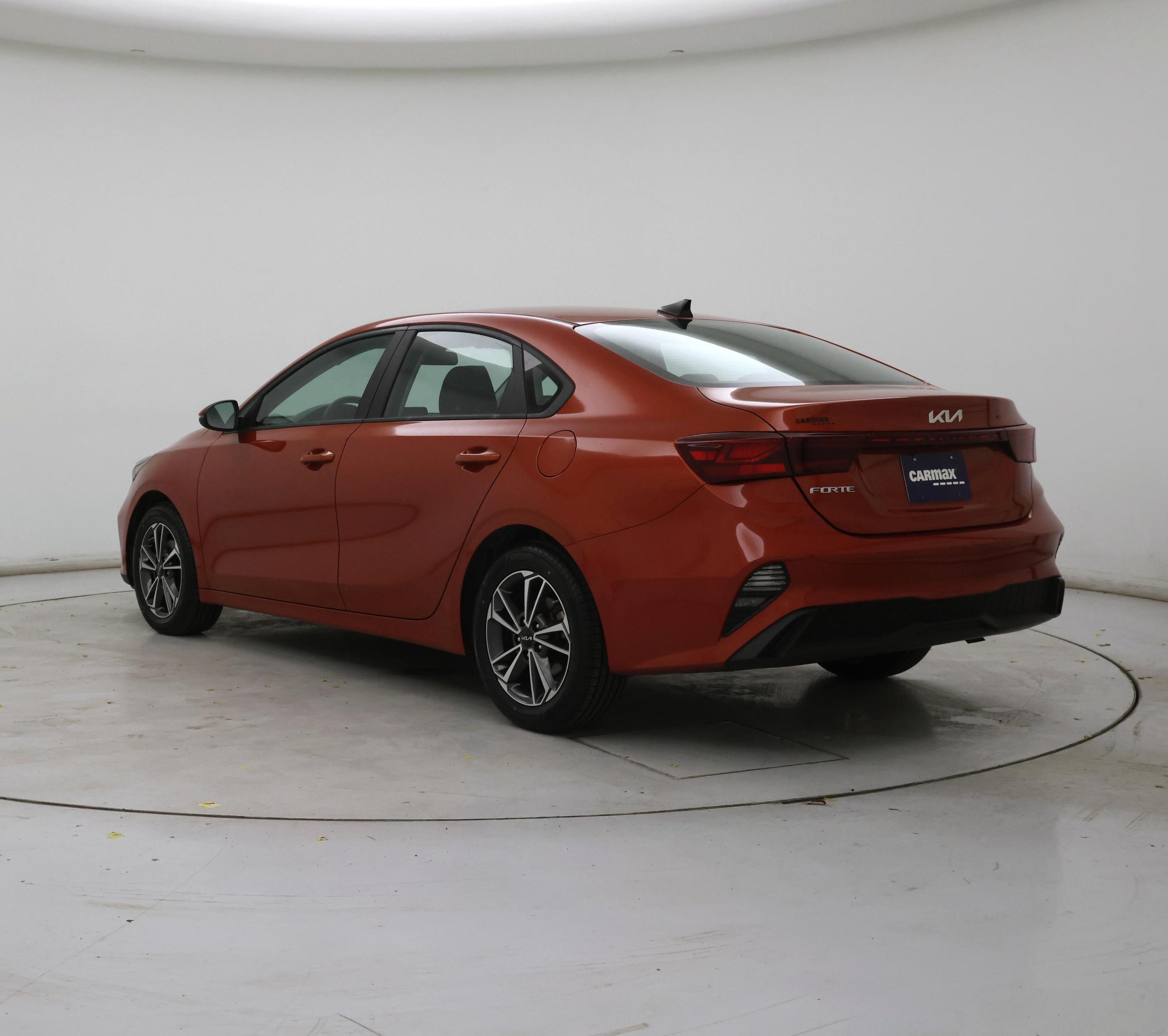 Thumbnail: 2022 Kia Forte - 2
