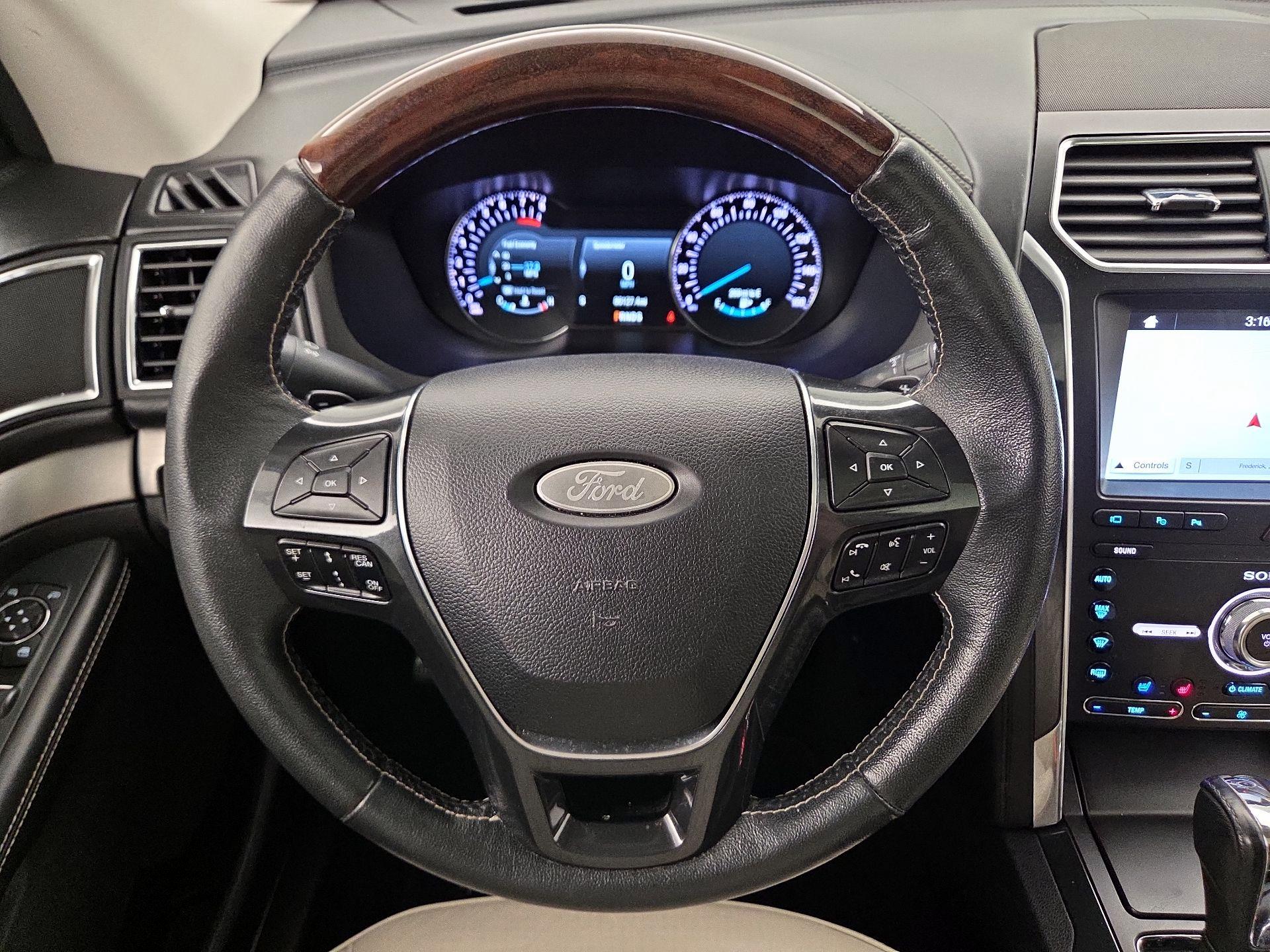 Thumbnail: 2019 Ford Explorer - 10