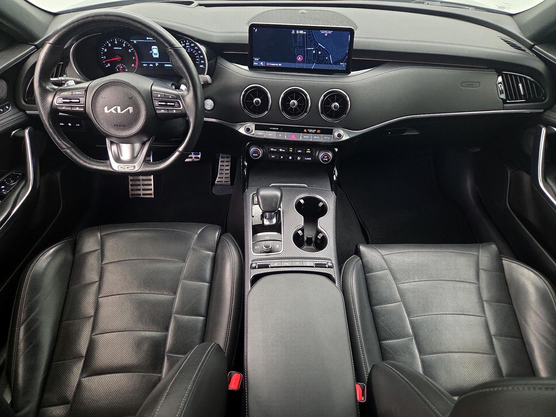 Thumbnail: 2022 Kia Stinger - 9