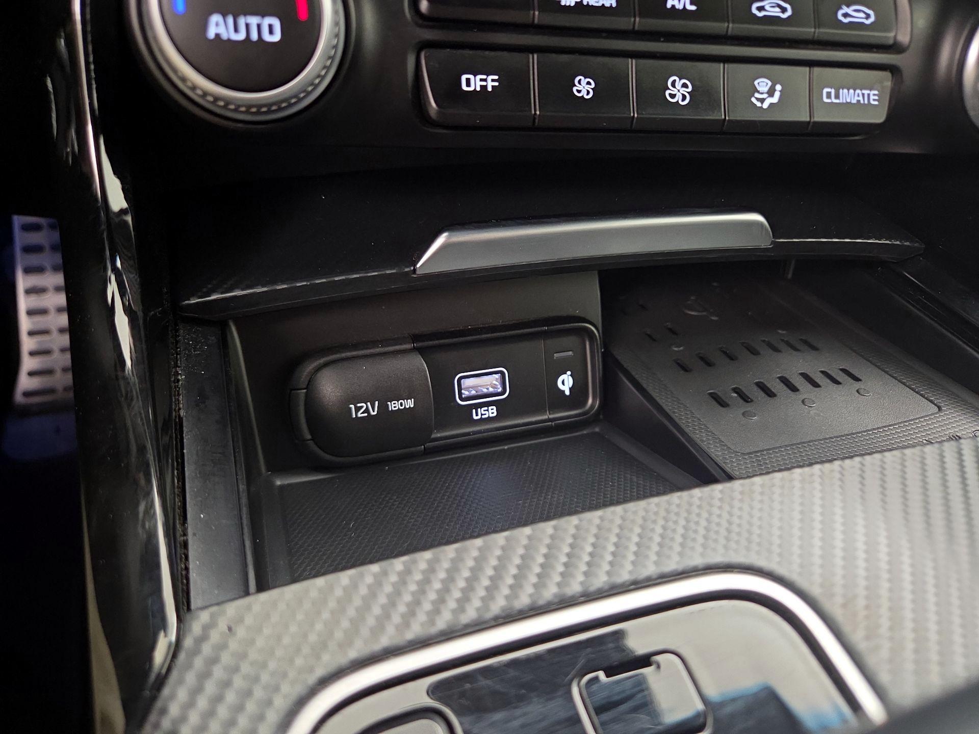 Thumbnail: 2022 Kia Stinger - 19