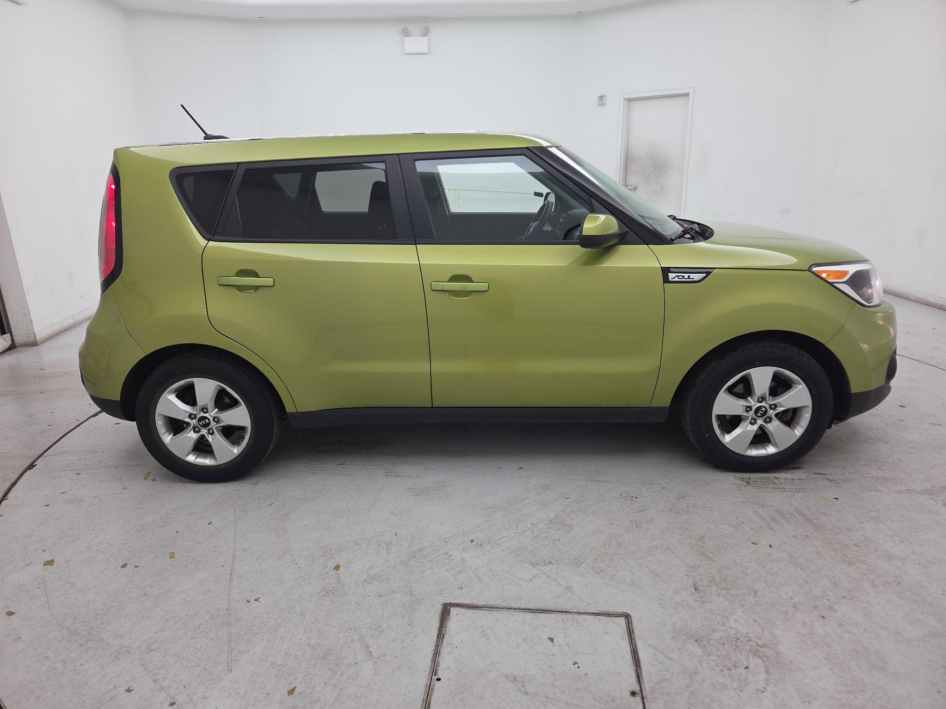 Thumbnail: 2019 Kia Soul - 4
