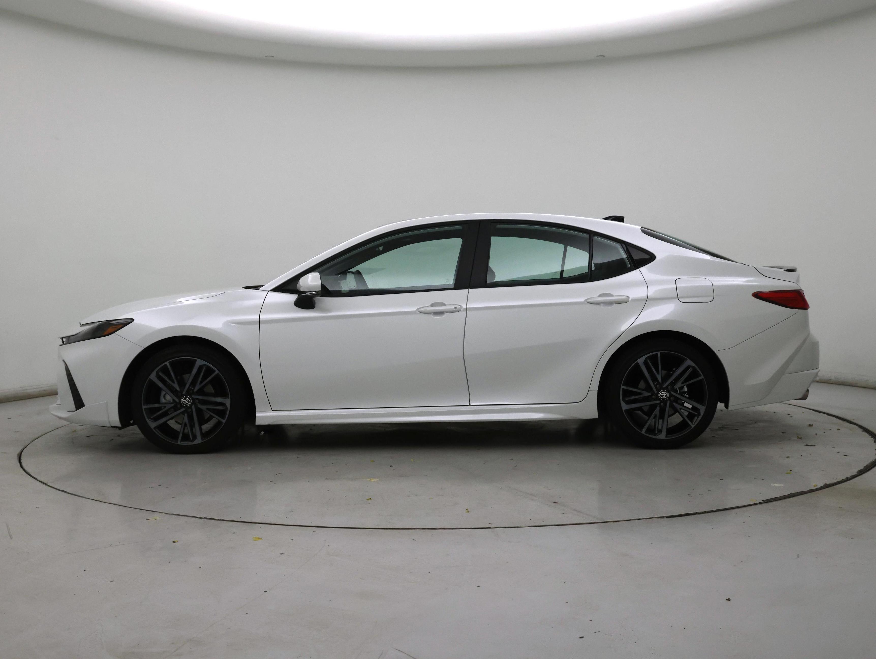 Thumbnail: 2026 Toyota Camry - 3