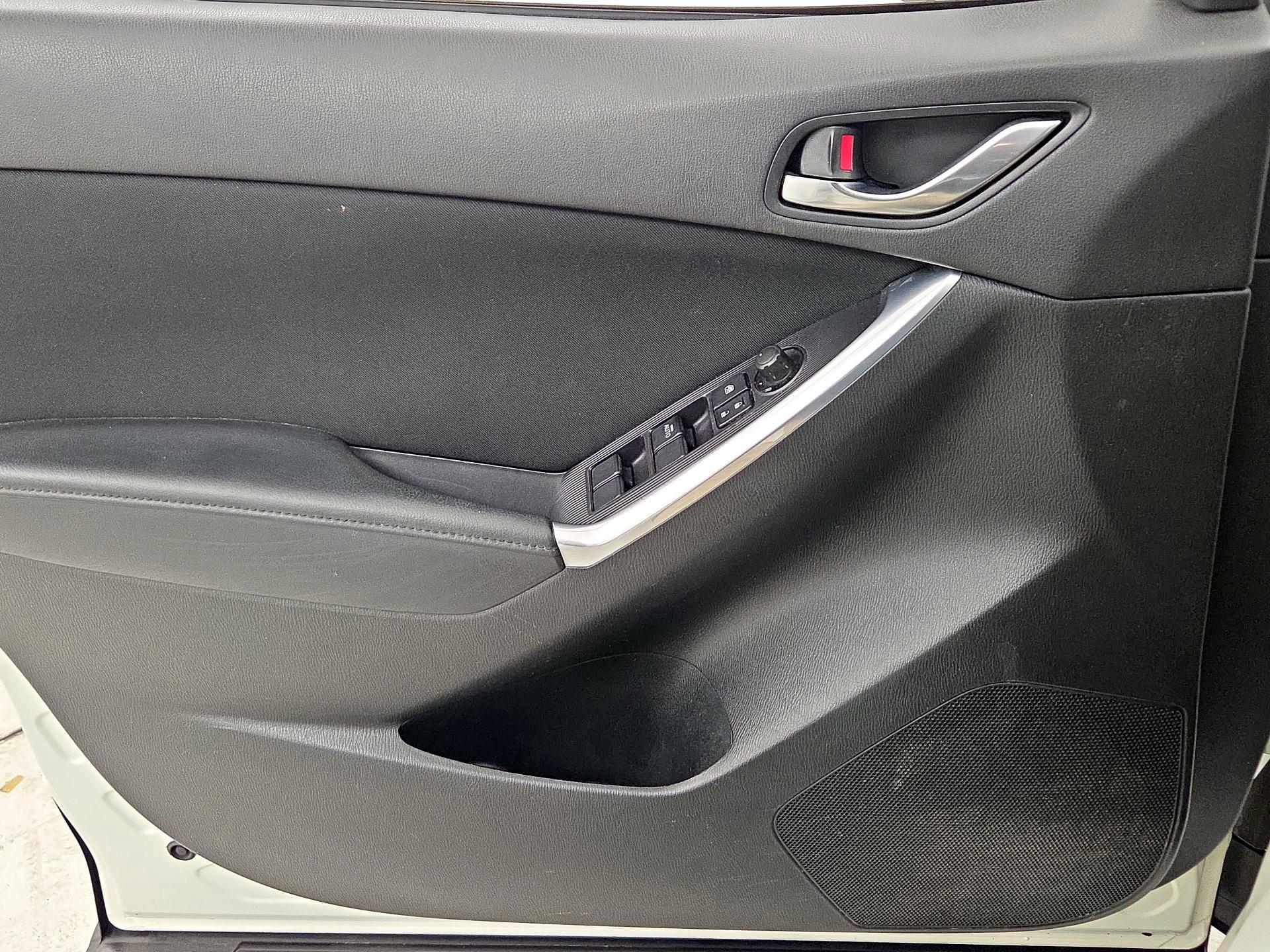 Thumbnail: 2015 Mazda CX-5 - 10