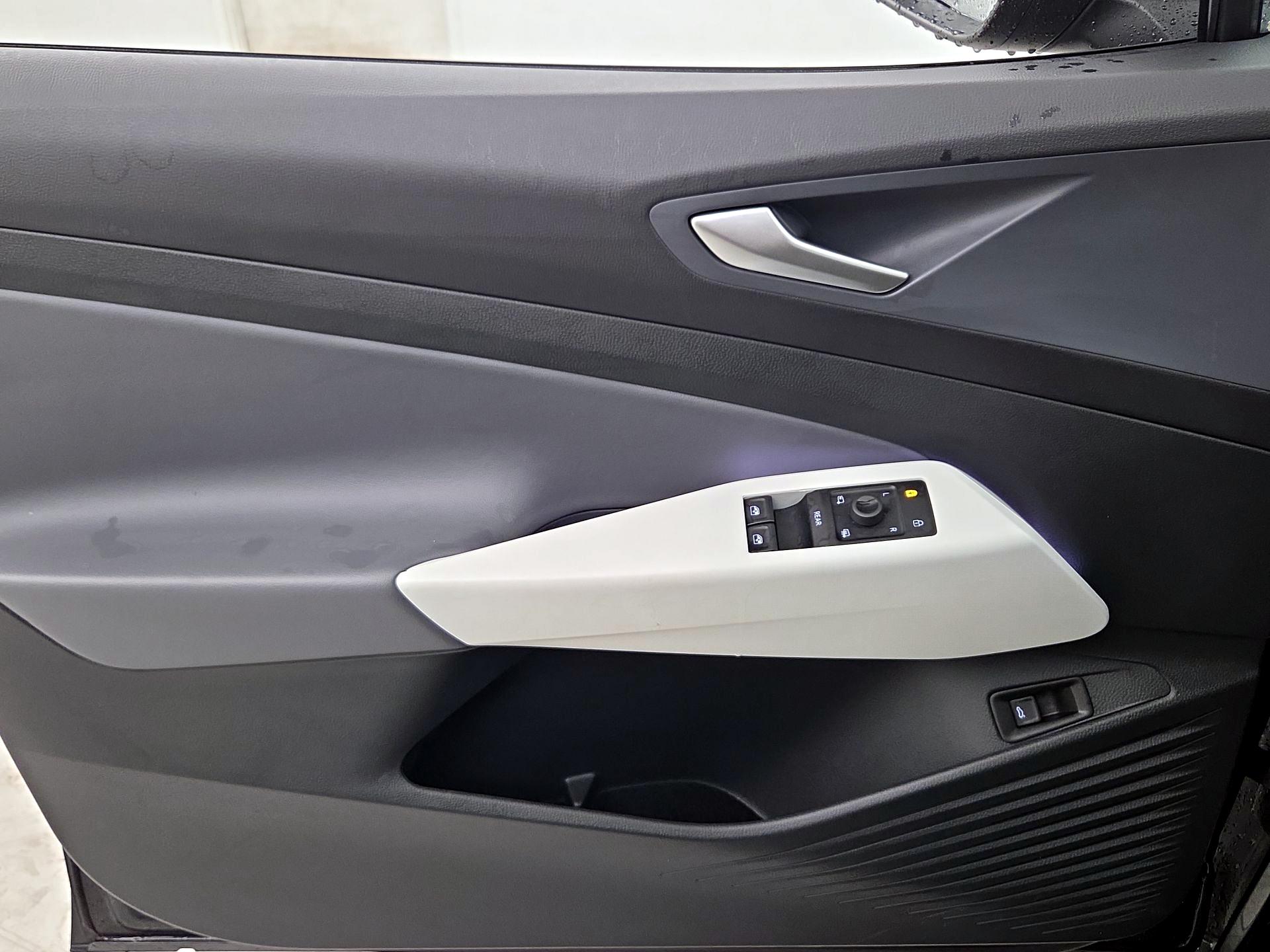 Thumbnail: 2021 Volkswagen ID.4 - 12