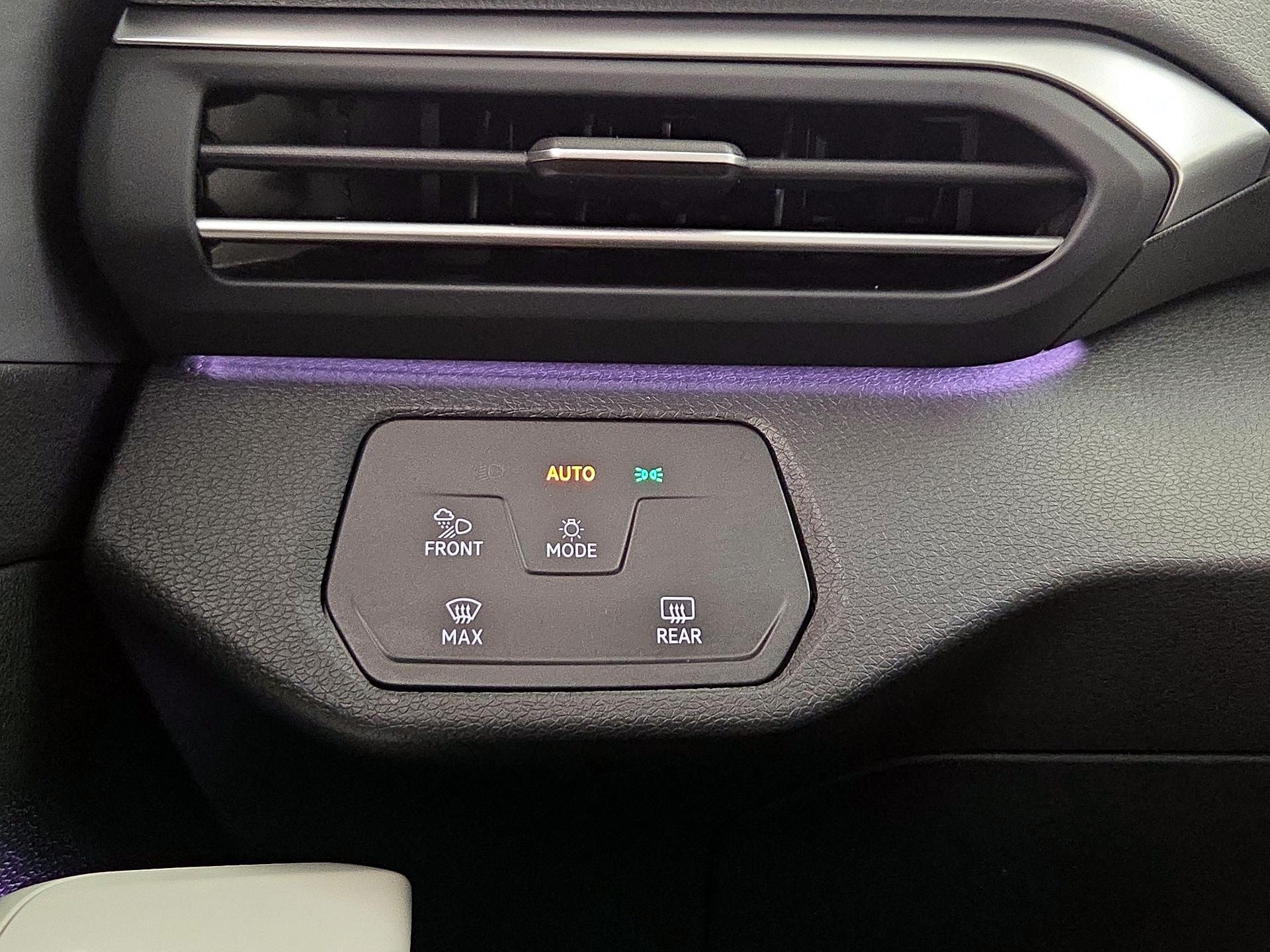 Thumbnail: 2021 Volkswagen ID.4 - 13