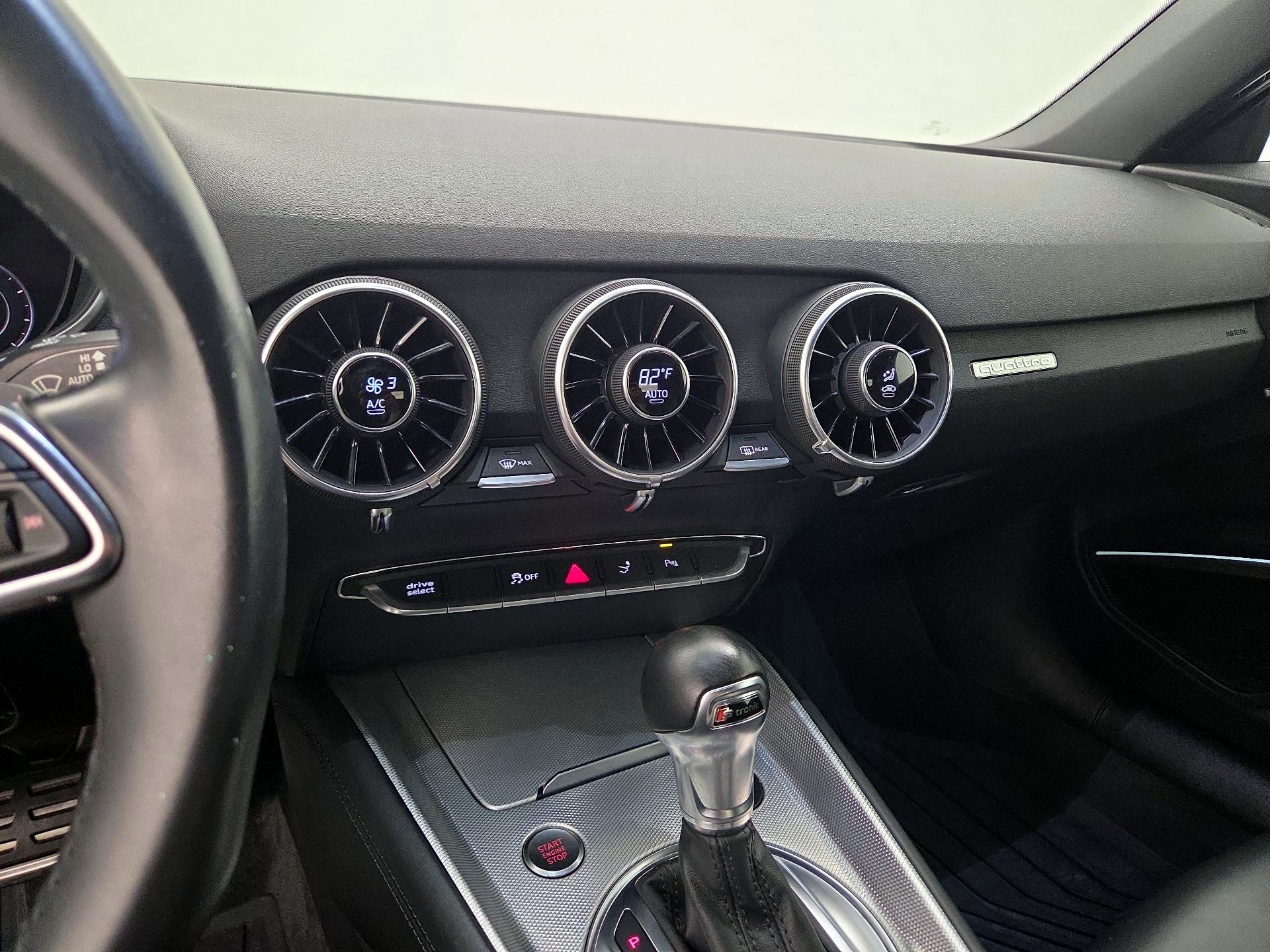 Thumbnail: 2017 Audi TT - 17