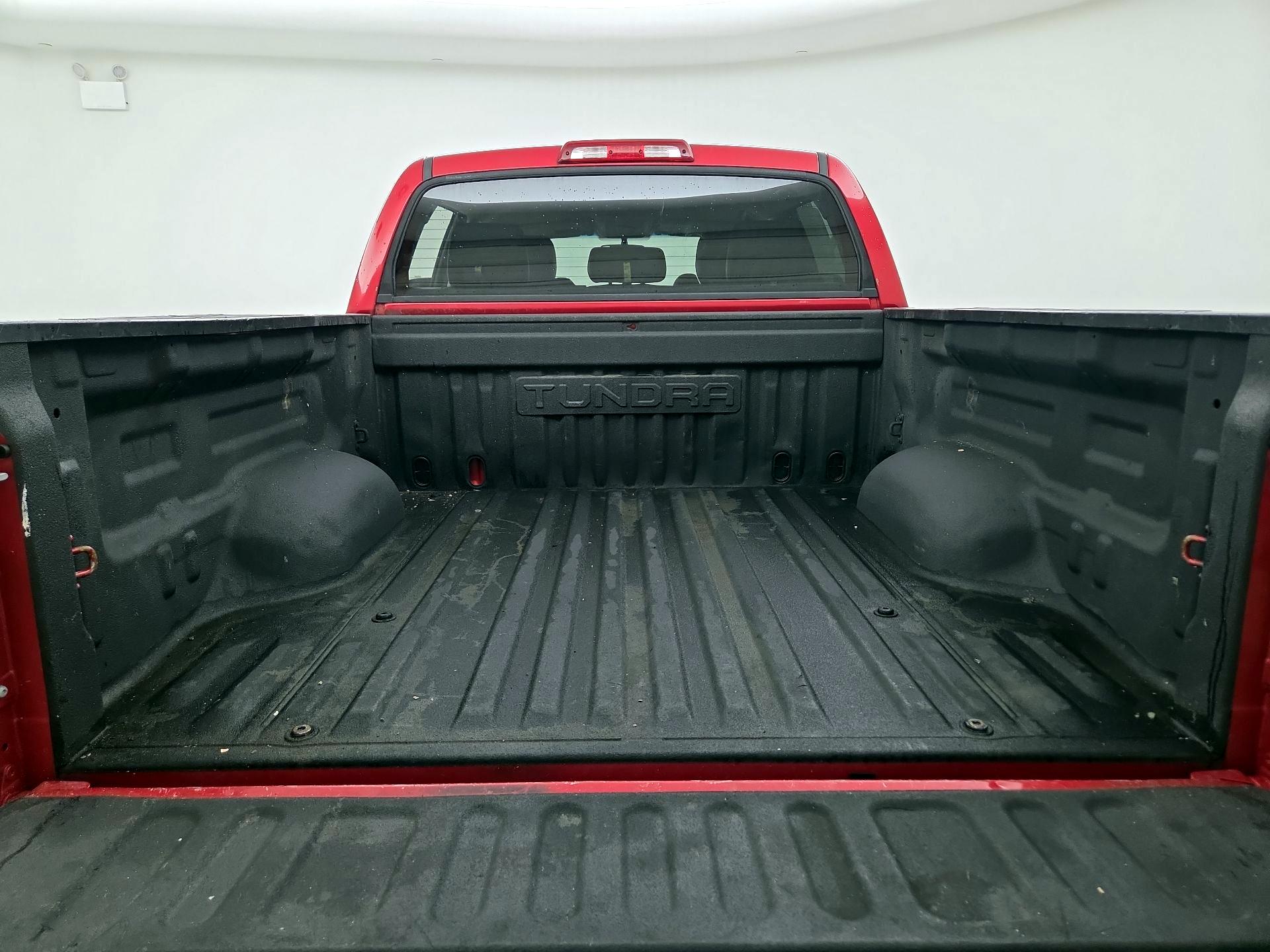 Thumbnail: 2017 Toyota Tundra - 18