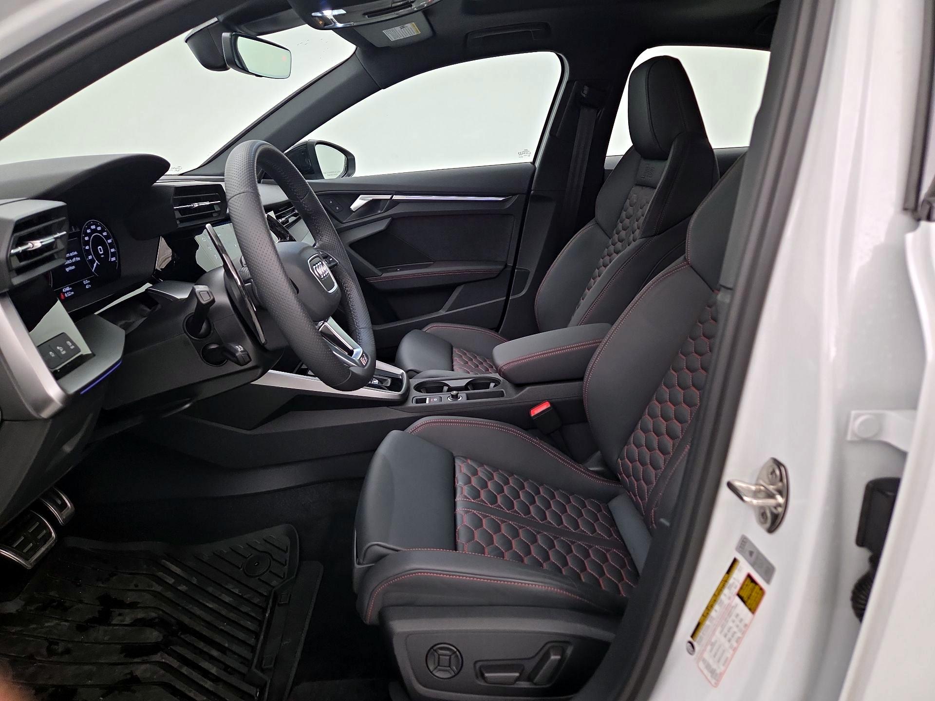 Thumbnail: 2023 Audi RS 3 - 11