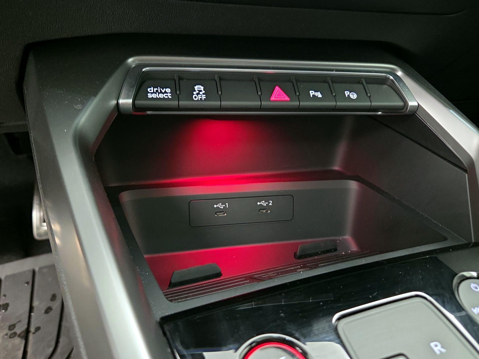 Thumbnail: 2023 Audi RS 3 - 19