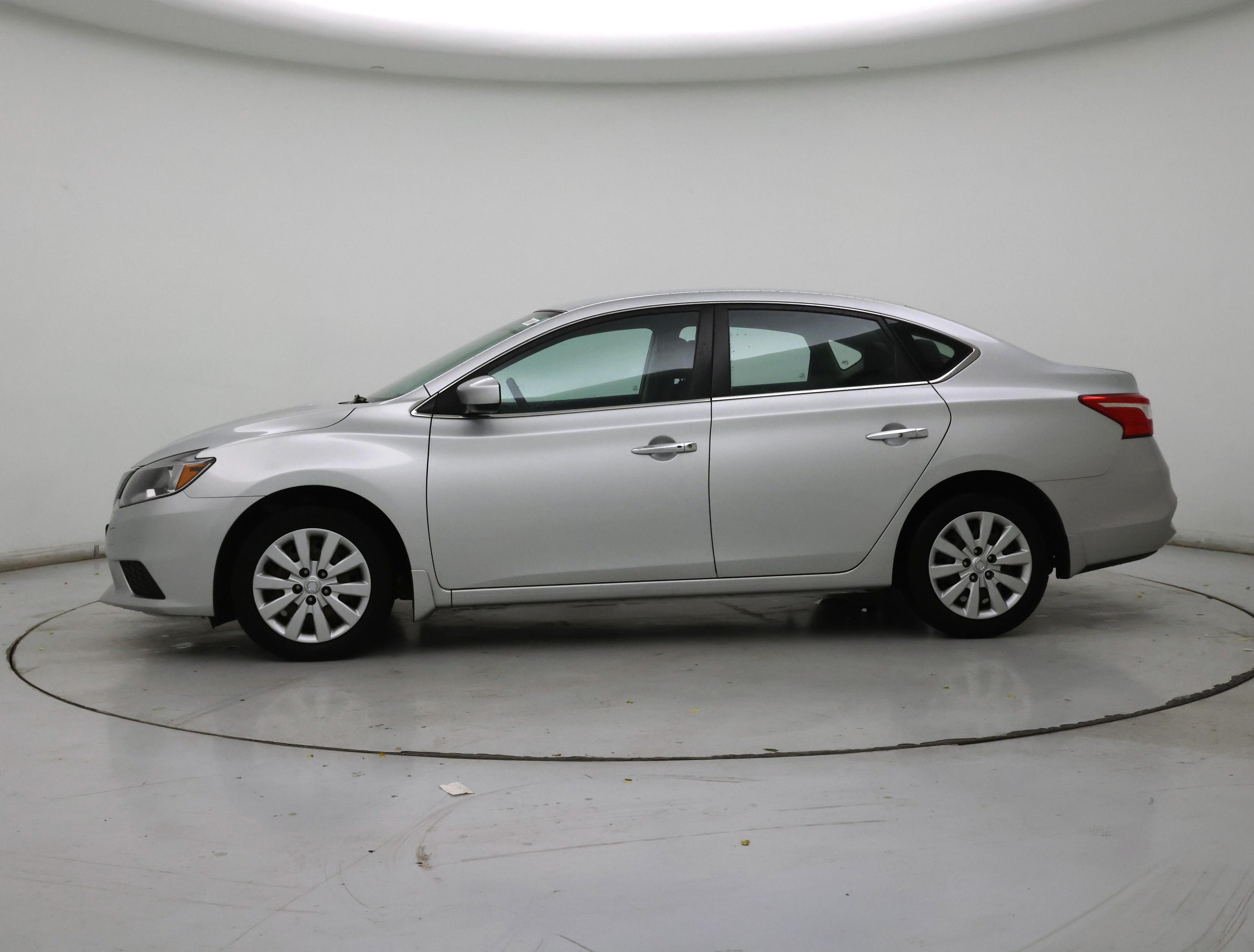 Thumbnail: 2017 Nissan Sentra - 3