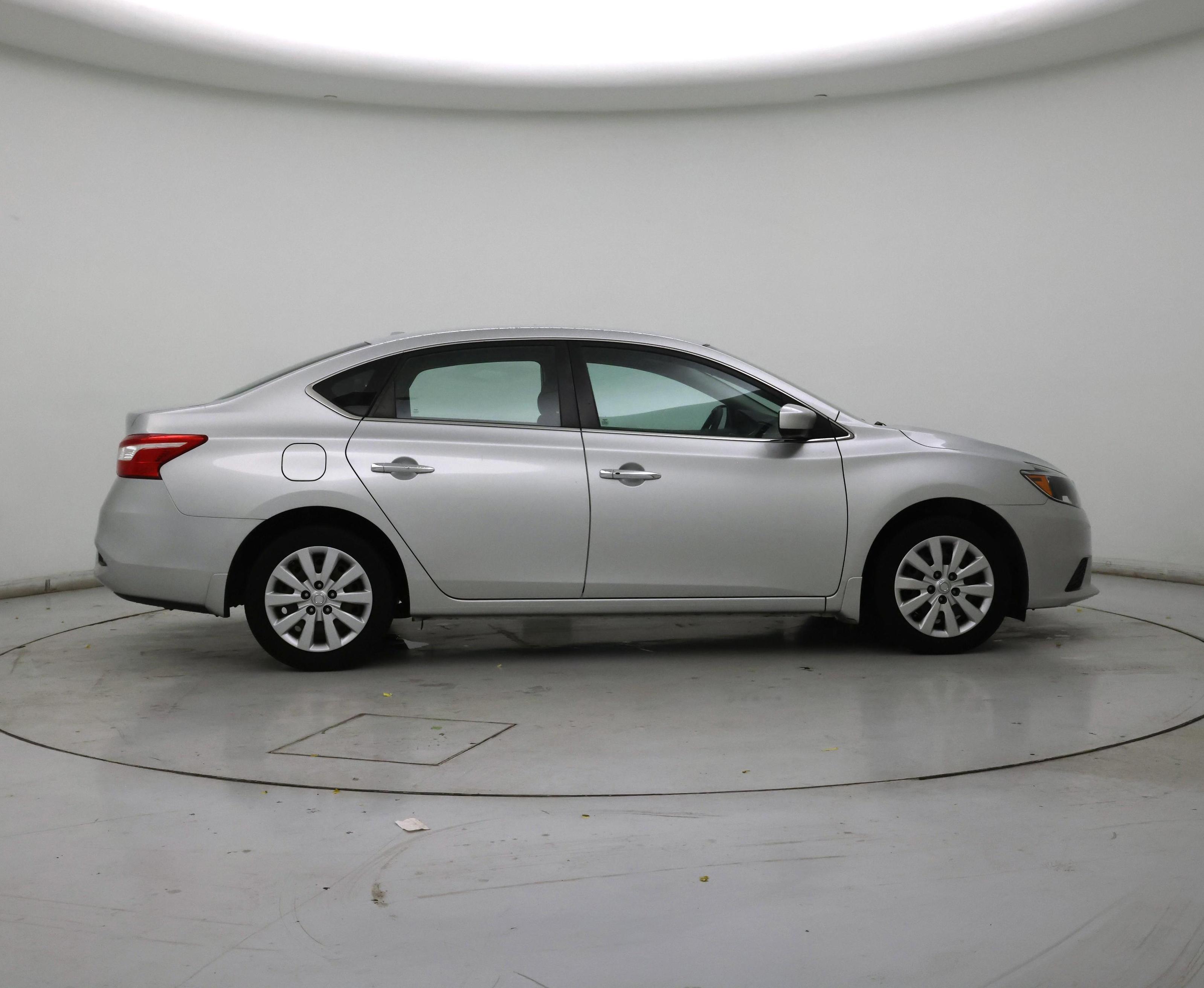 Thumbnail: 2017 Nissan Sentra - 7