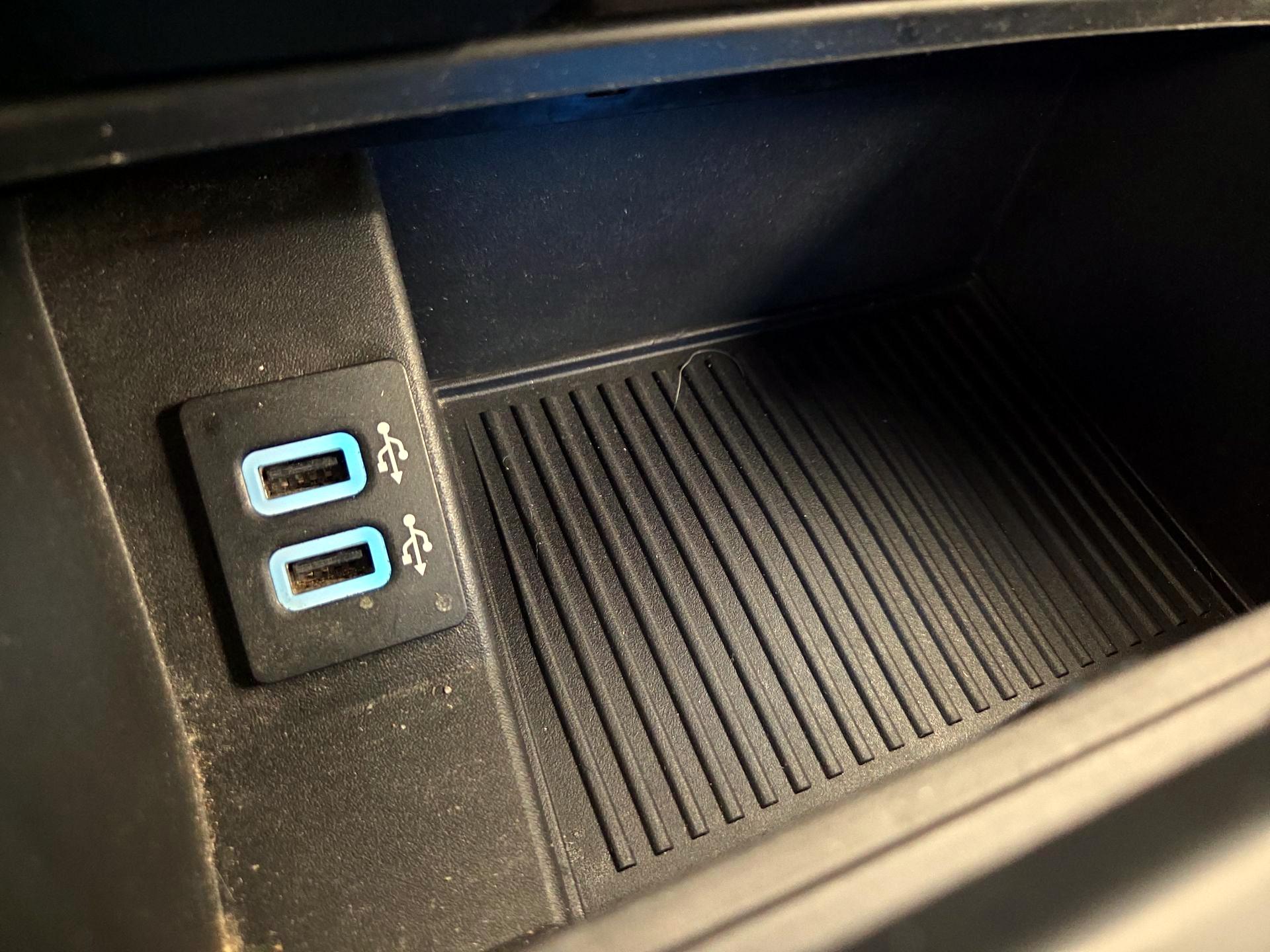 Thumbnail: 2018 Ford F-150 - 16