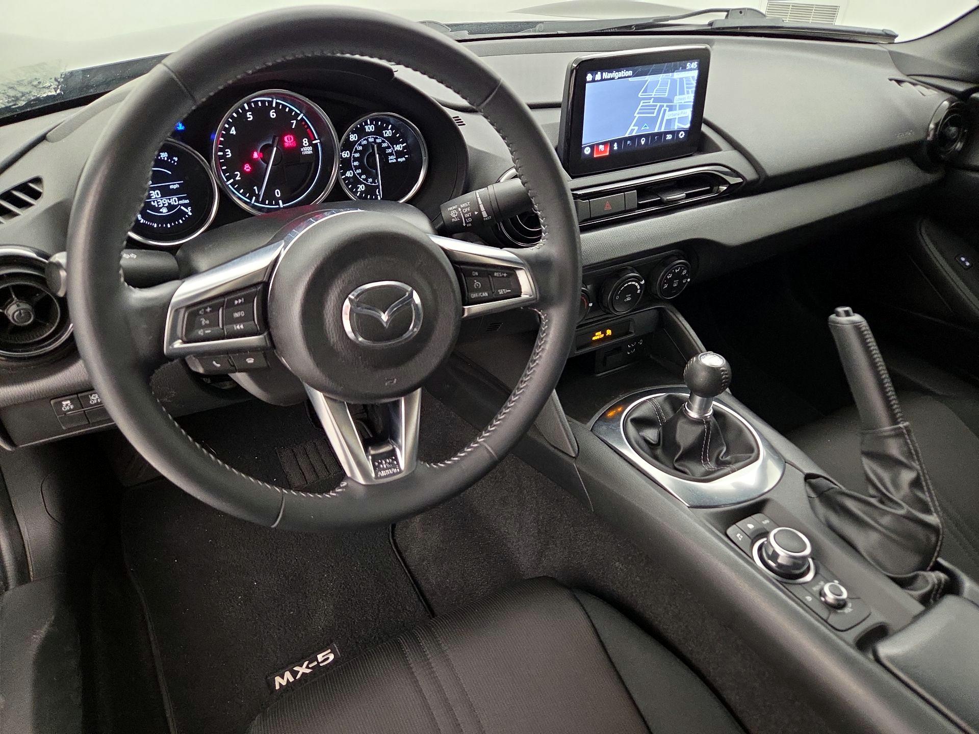 Thumbnail: 2021 Mazda MX-5 Miata - 9