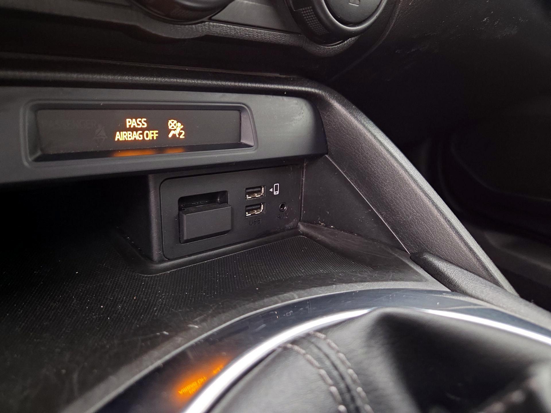 Thumbnail: 2021 Mazda MX-5 Miata - 19