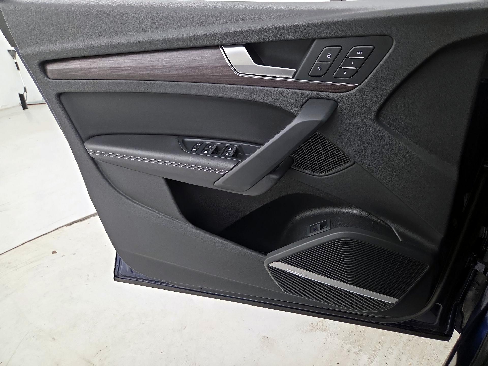 Thumbnail: 2021 Audi Q5 - 10