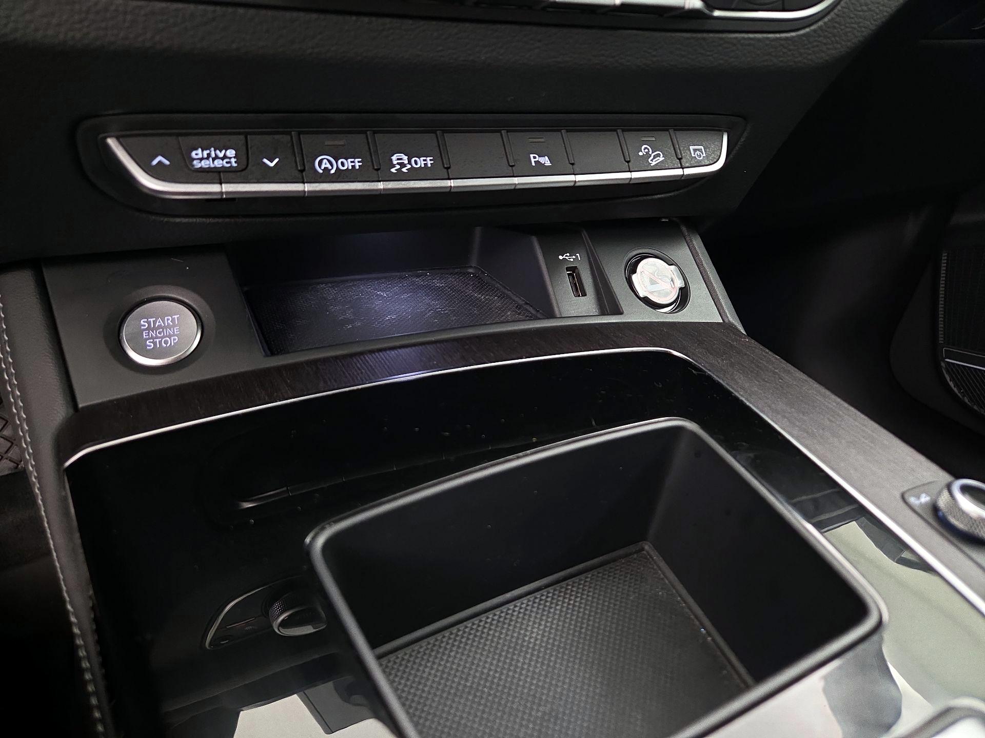 Thumbnail: 2021 Audi Q5 - 17