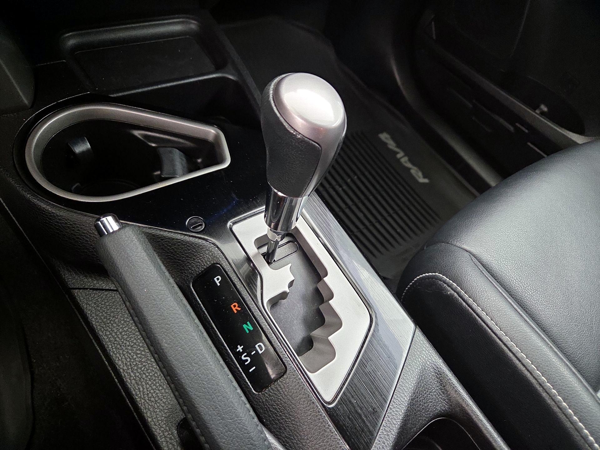 Thumbnail: 2017 Toyota RAV4 - 18