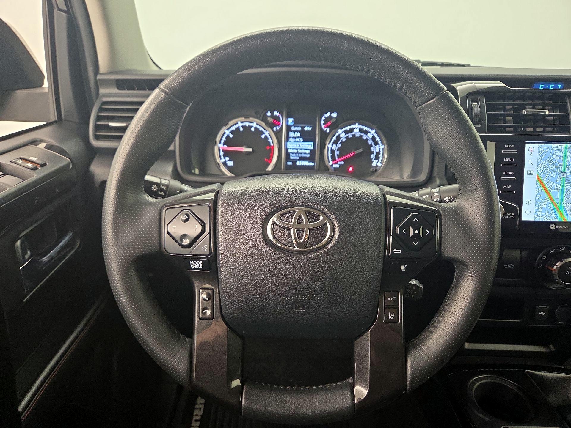 Thumbnail: 2020 Toyota 4Runner - 10