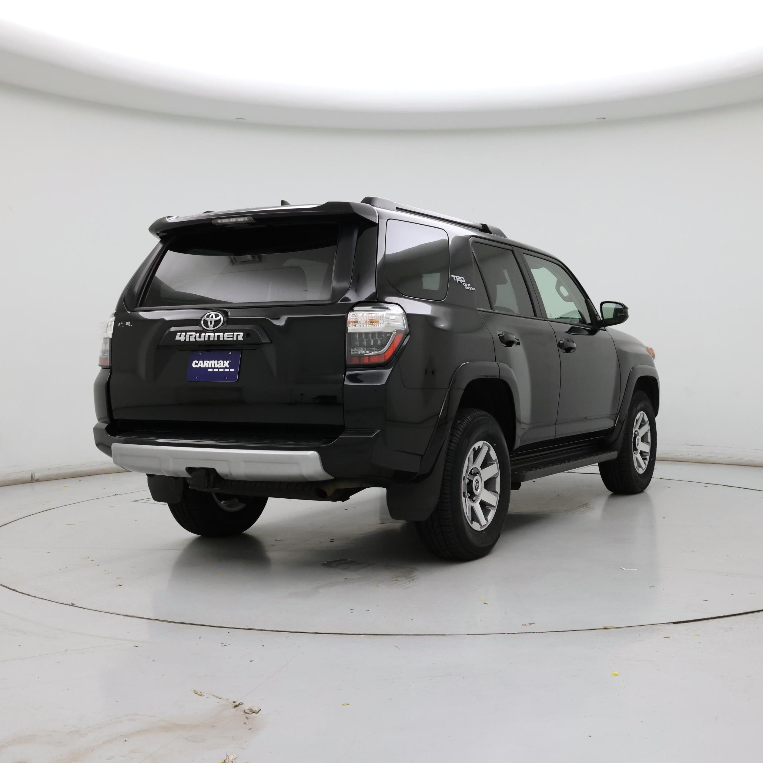 Thumbnail: 2020 Toyota 4Runner - 8