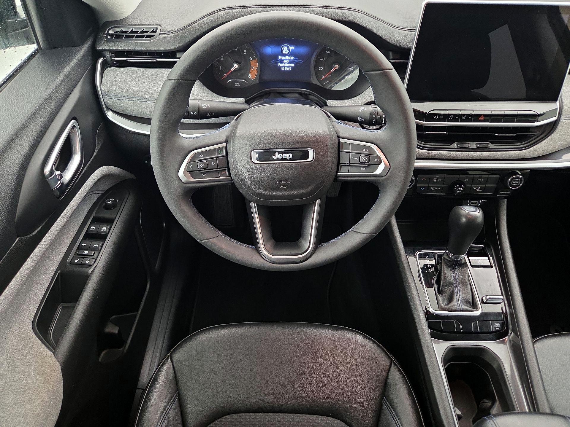 Thumbnail: 2022 Jeep Compass - 10