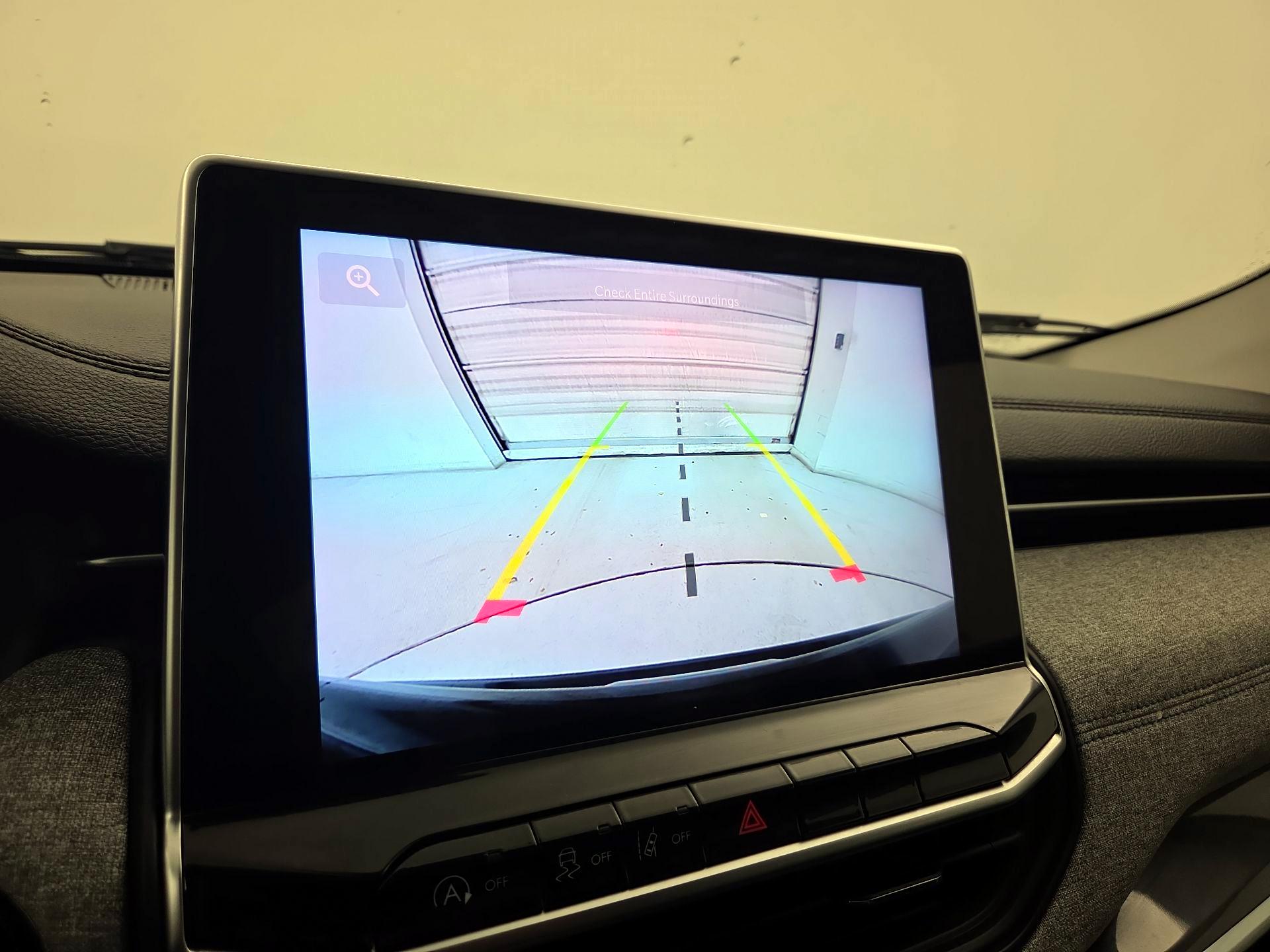 Thumbnail: 2022 Jeep Compass - 14