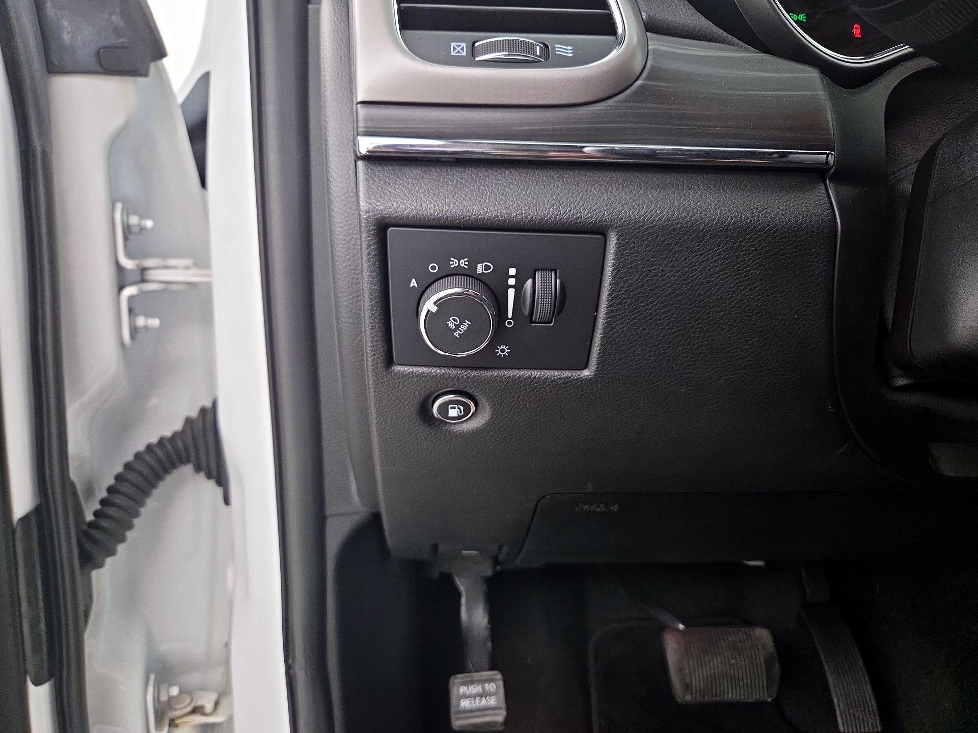 Thumbnail: 2022 Jeep Grand Cherokee - 11