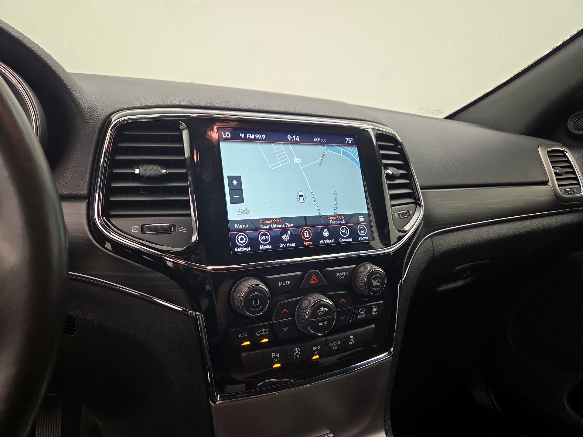 Thumbnail: 2022 Jeep Grand Cherokee - 12